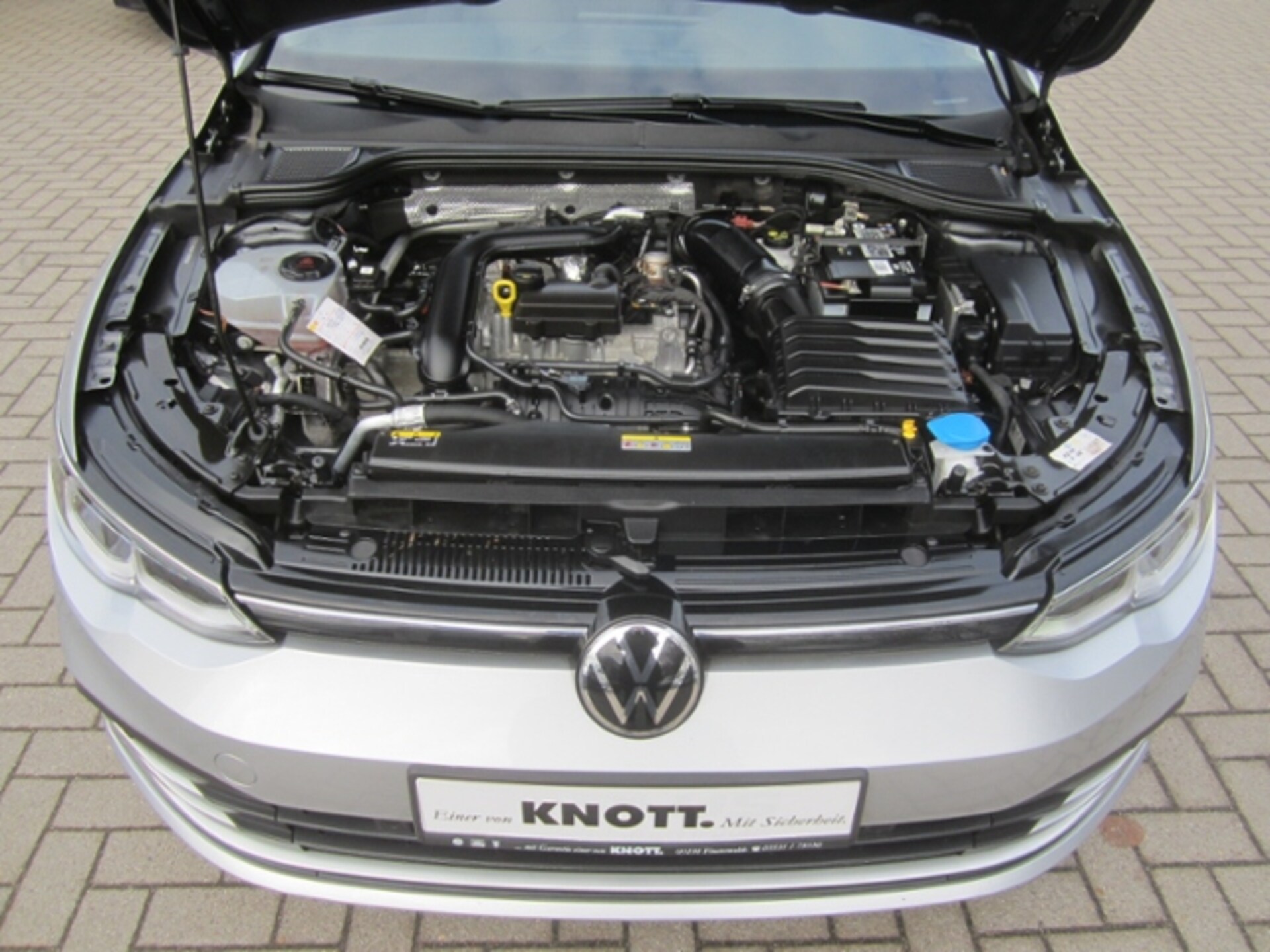 Volkswagen Golf Variant Life