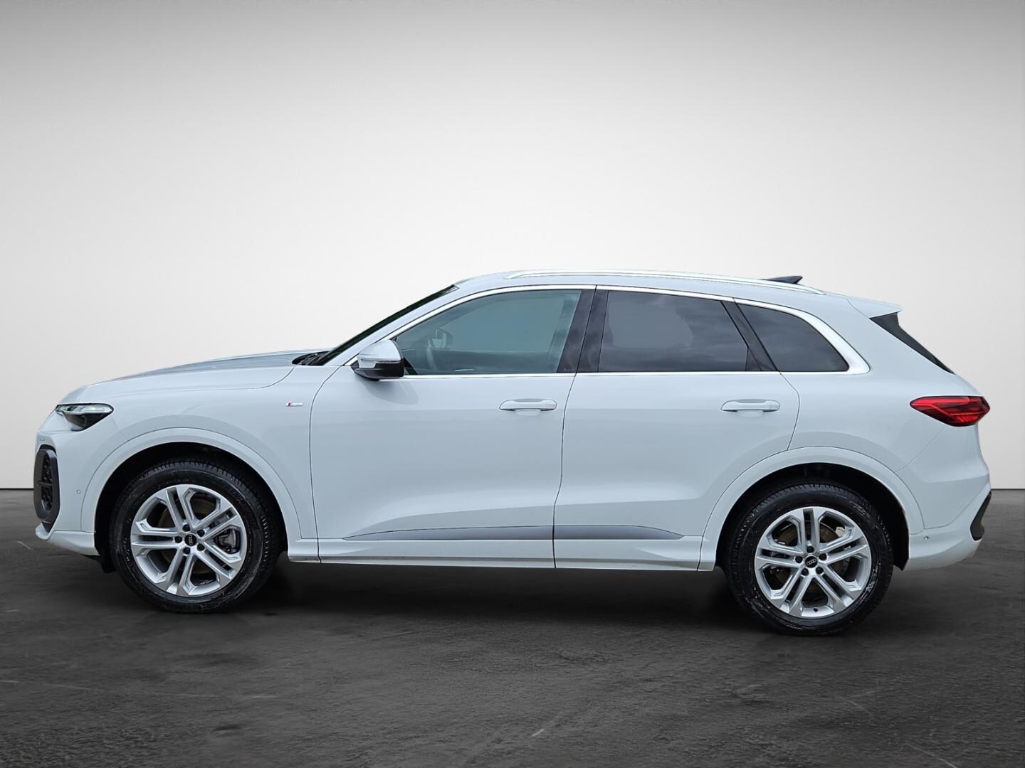 Bild über Audi Q5 SUV TDI quattro 150 kW S tronic - für weitere Informationen kontaktieren Sie den Audi Partner