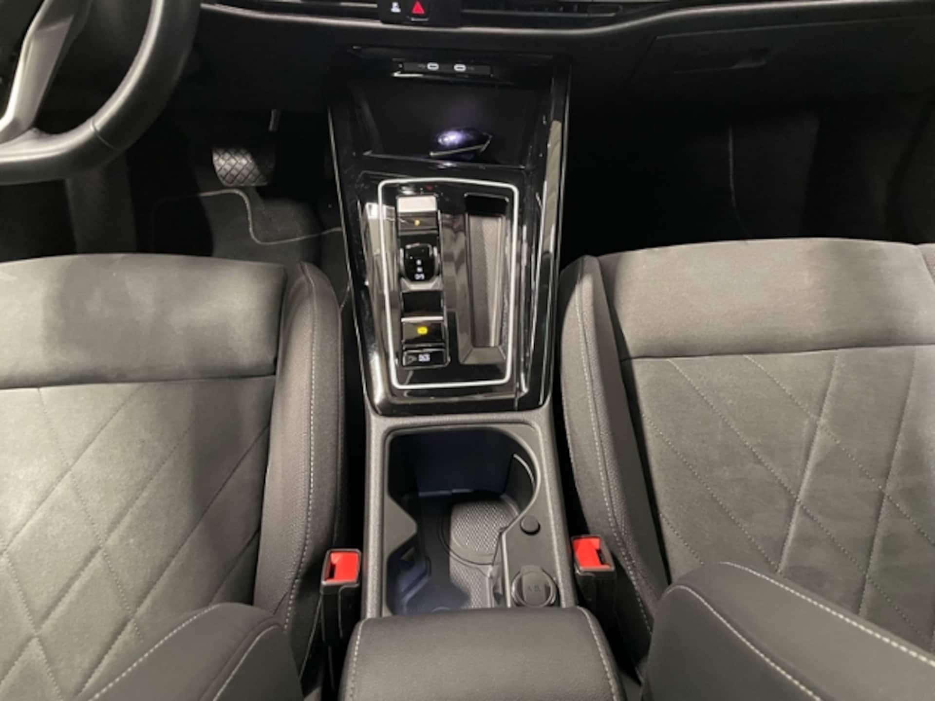 Volkswagen Golf Variant Style