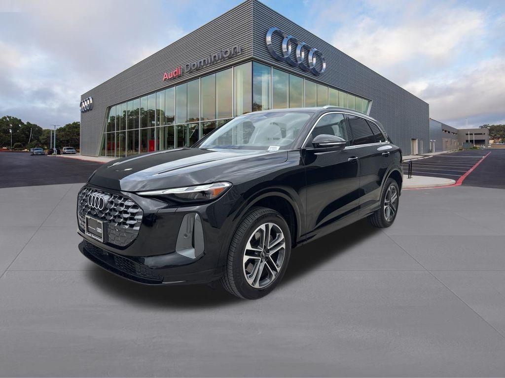 2025 Audi Q5 Premium quattro's photo