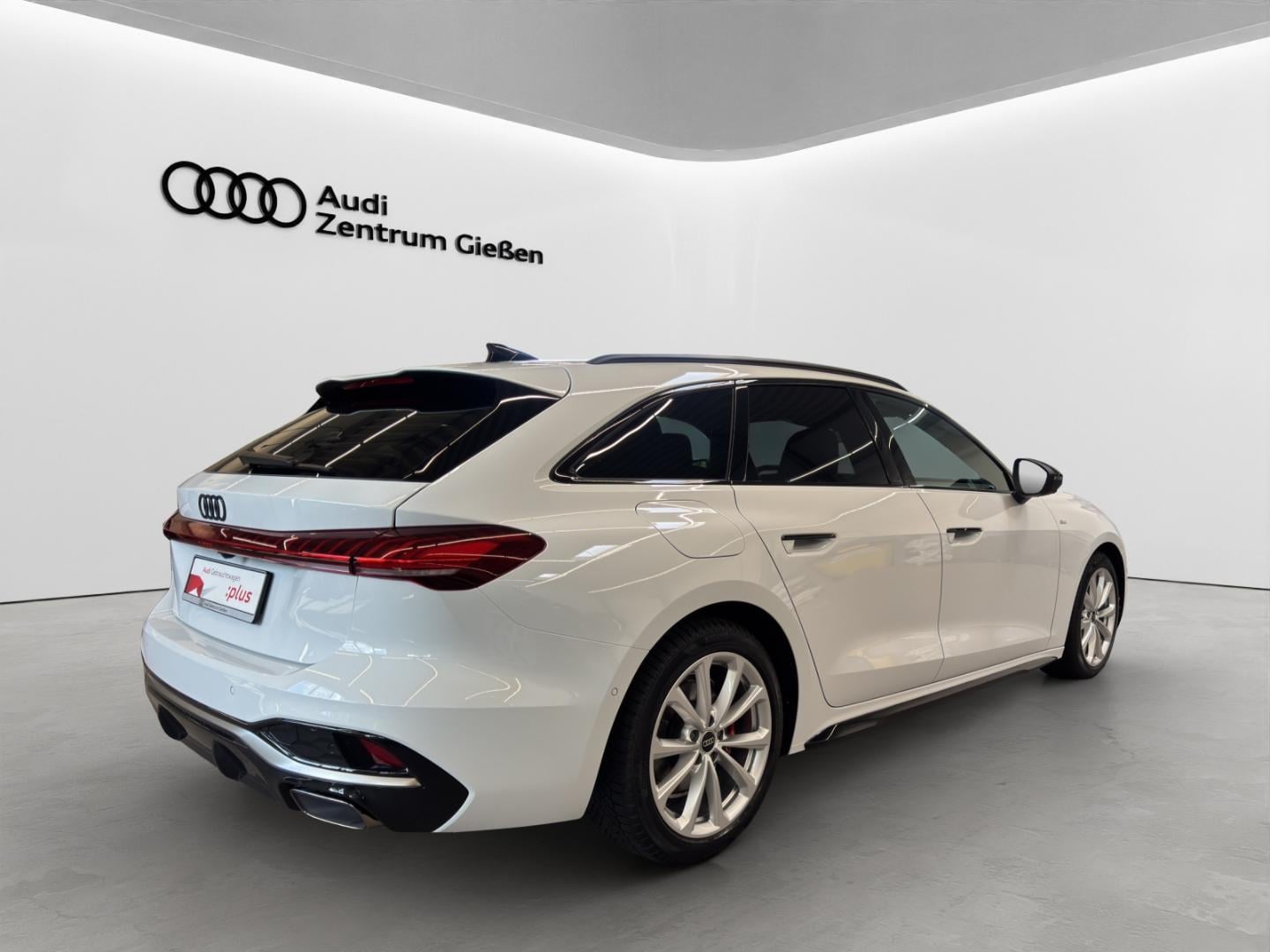 Bild über Audi A5 Avant TFSI 150 kW S tronic - für weitere Informationen kontaktieren Sie den Audi Partner