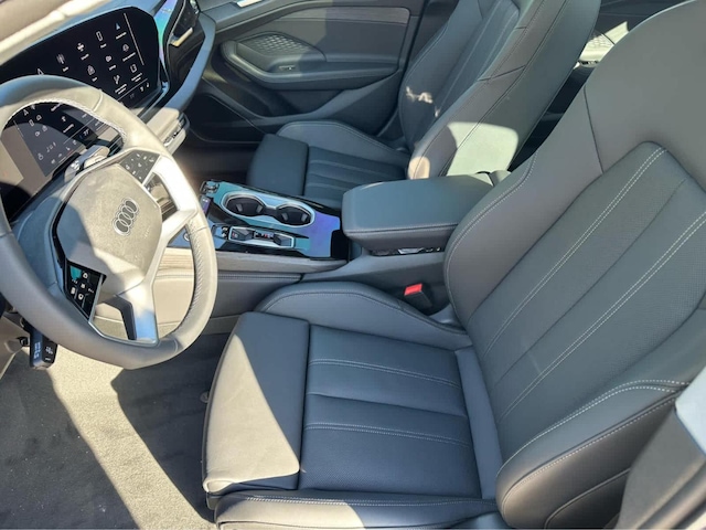 2026 Audi A6 Premium - Photo 8