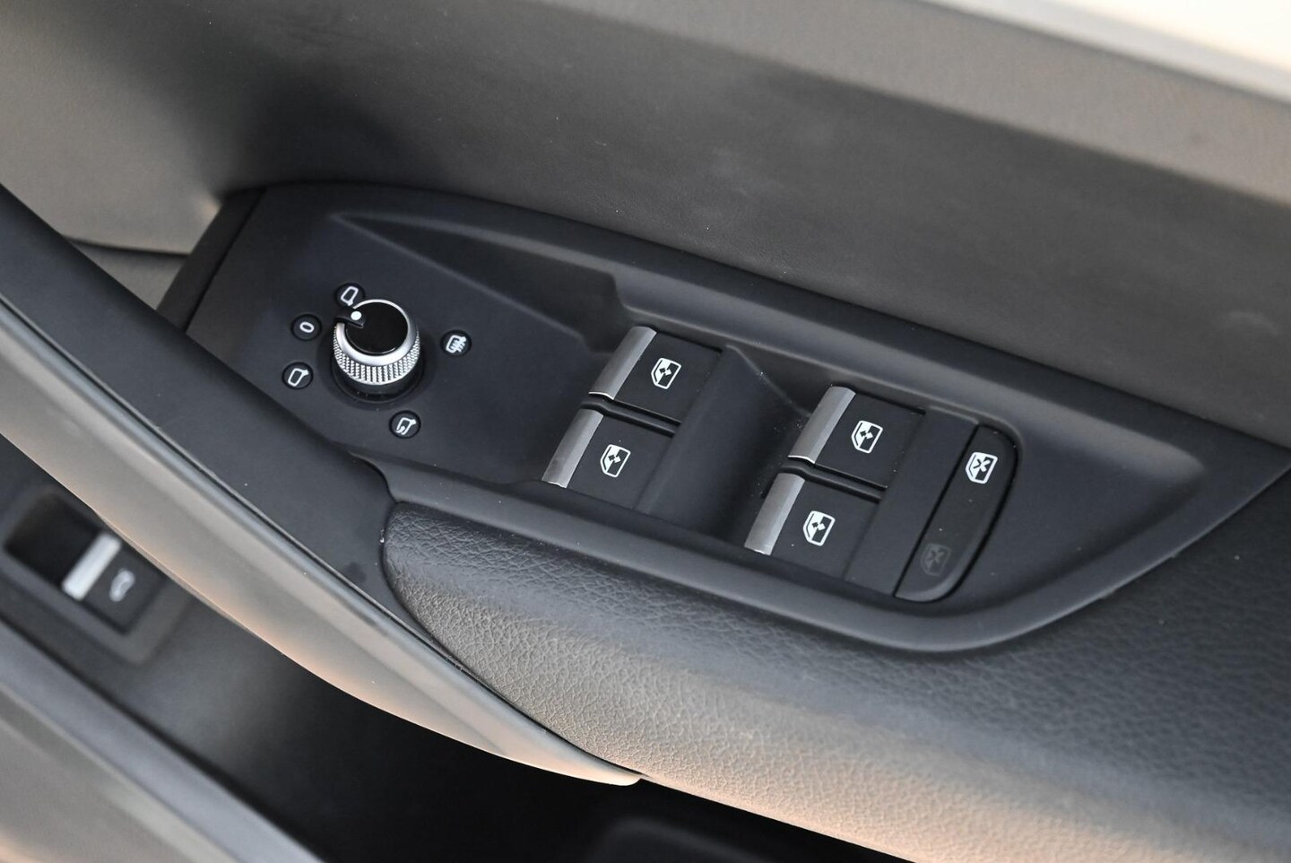Image about Audi Q5 sport 40 TDI quattro S tronic