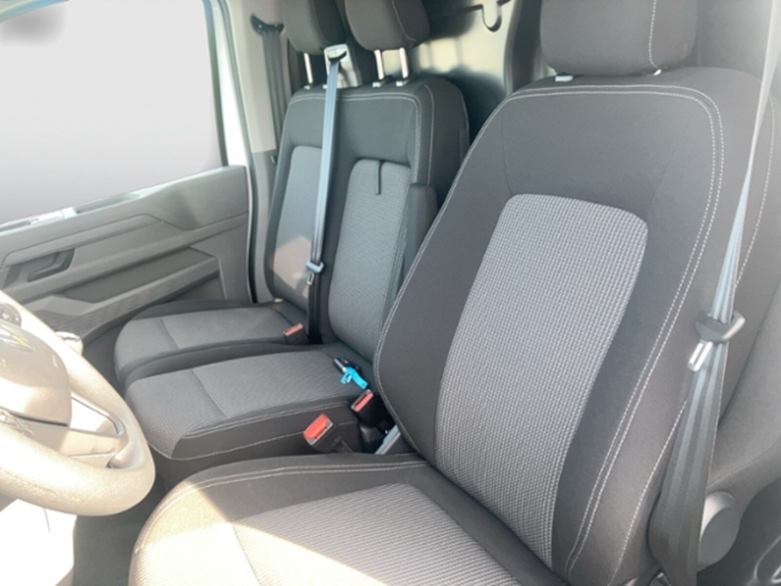 Volkswagen Transporter Kasten kurzer Radstand – Bild 8