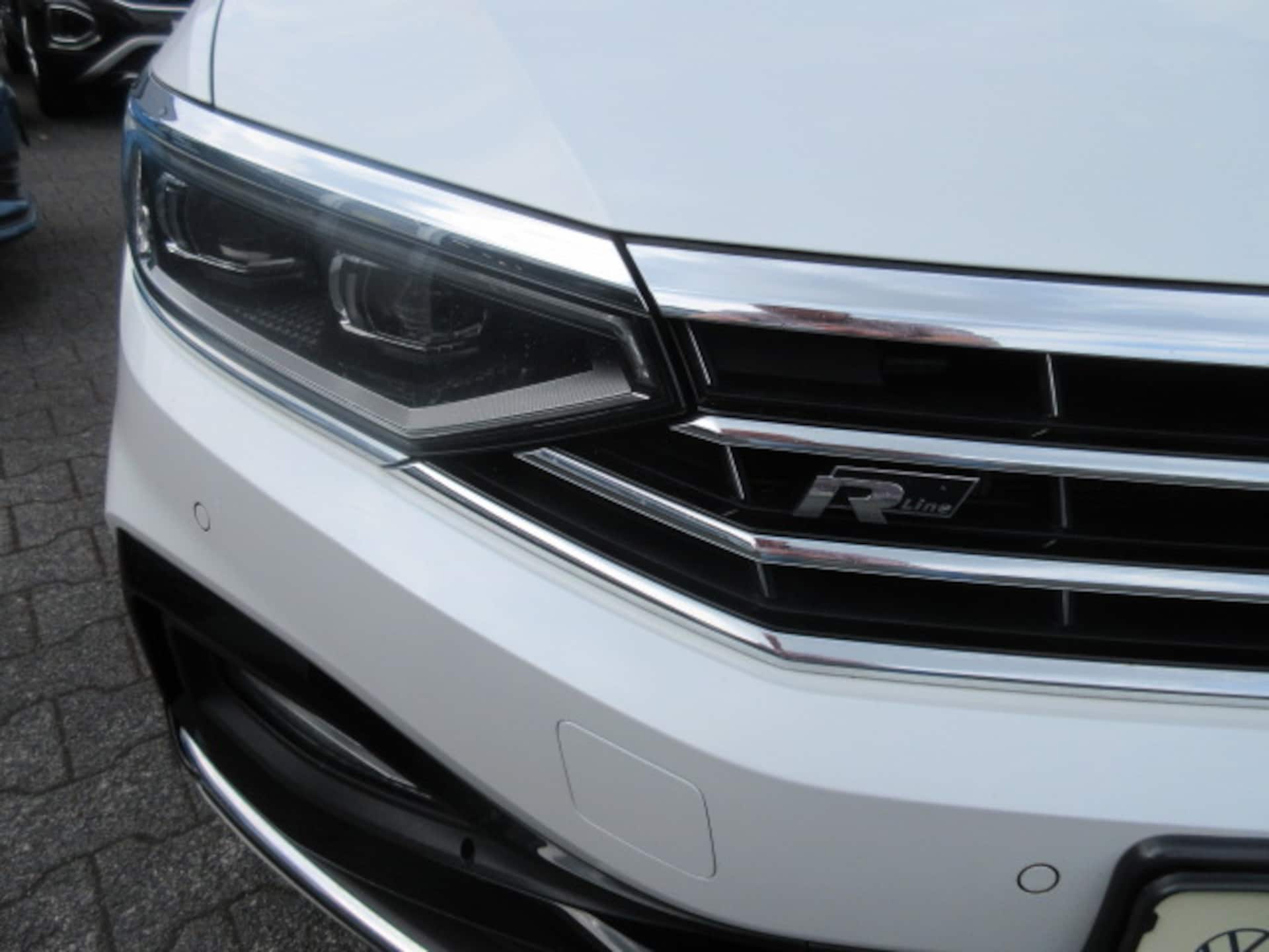 Volkswagen Passat Variant R-Line