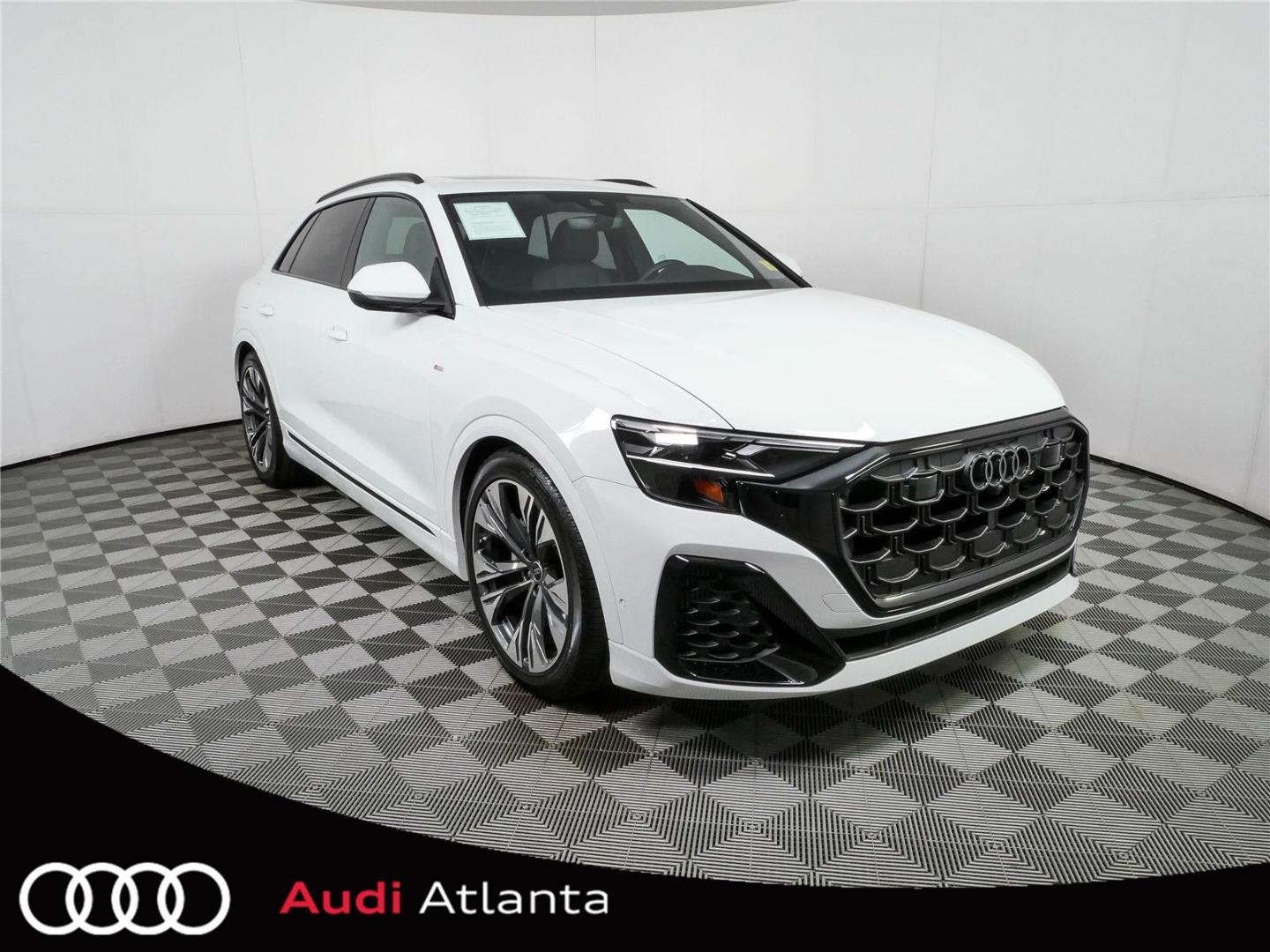 2026 Audi Q8