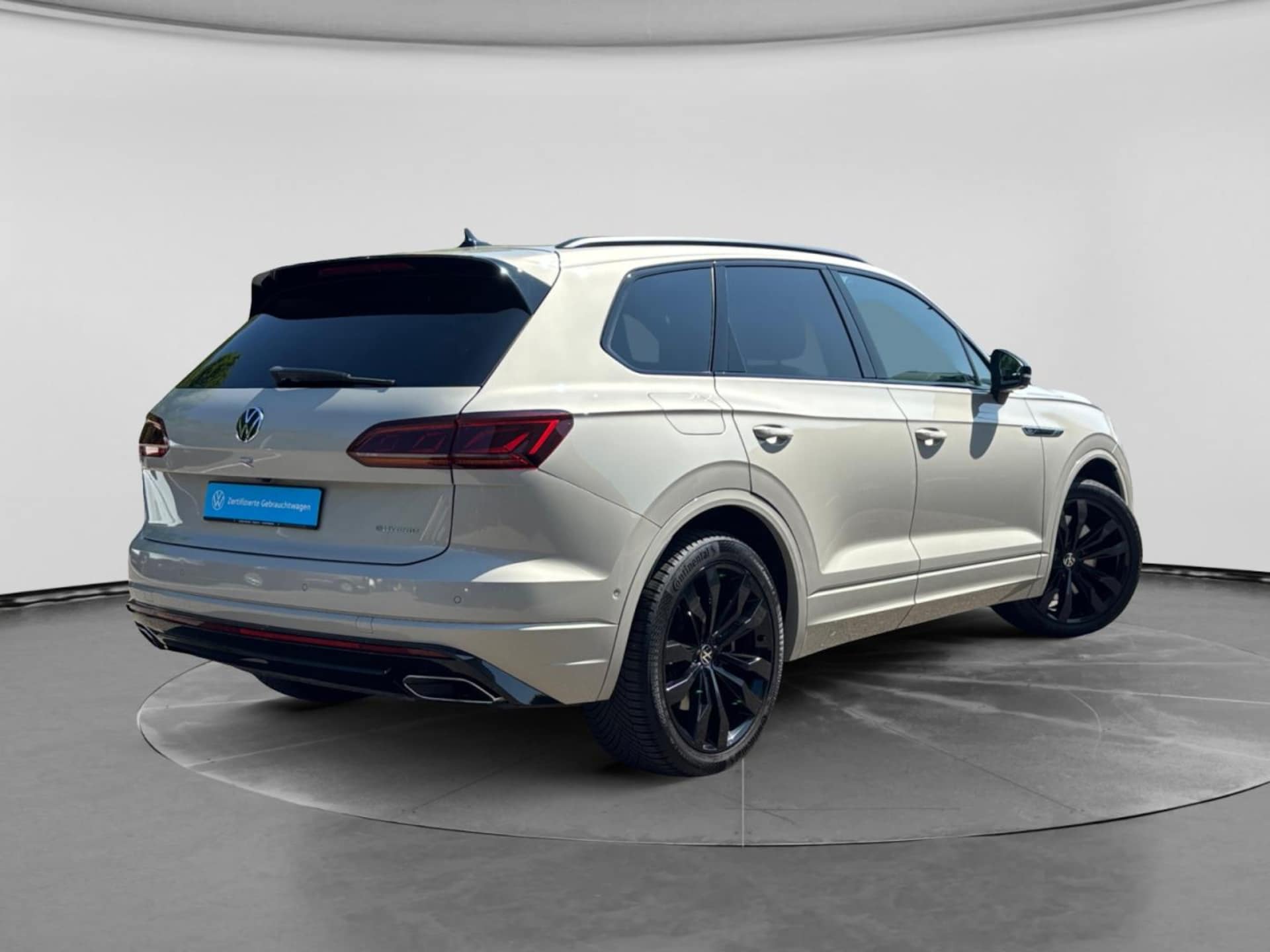 Volkswagen Touareg R