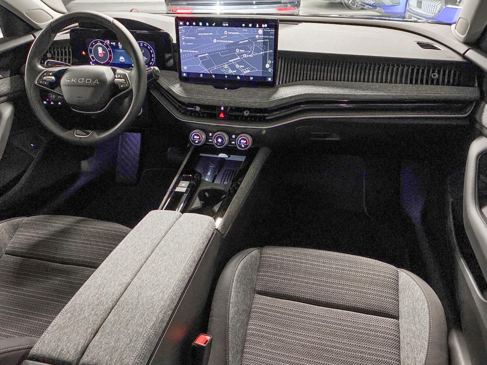 Škoda Superb Combi – Bild 6