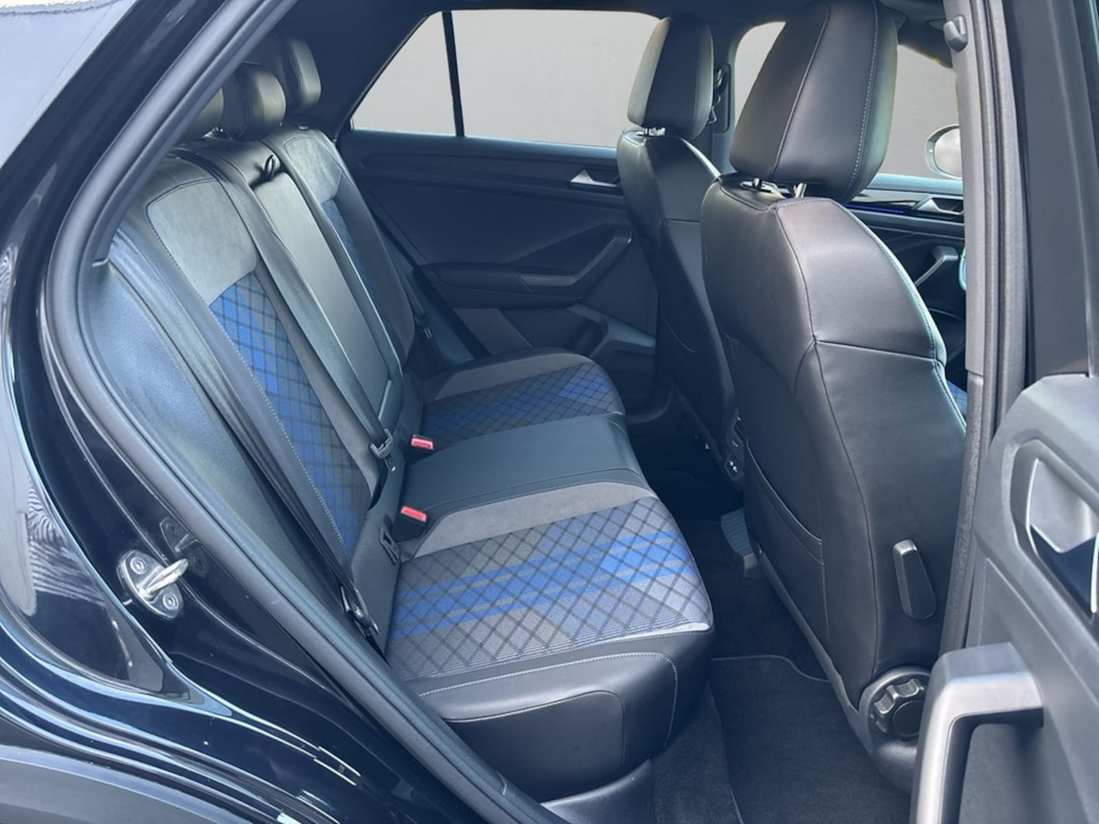 Volkswagen T-Roc – Bild 13
