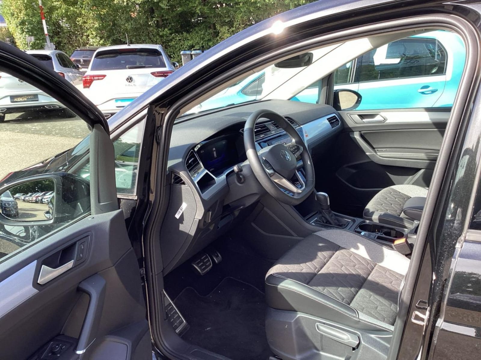 Volkswagen Touran – Bild 10