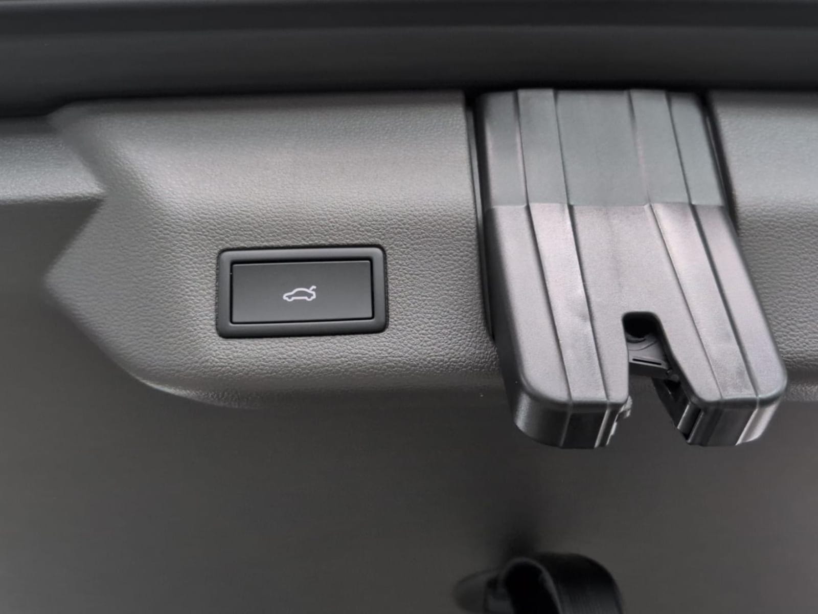 Volkswagen Multivan Langversion – Bild 17