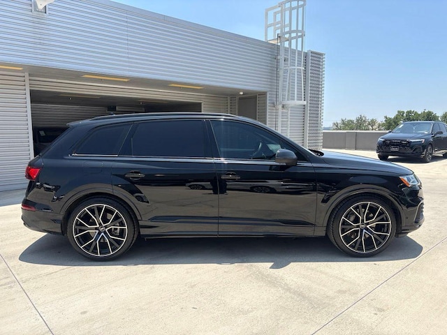 2022 Audi Q7