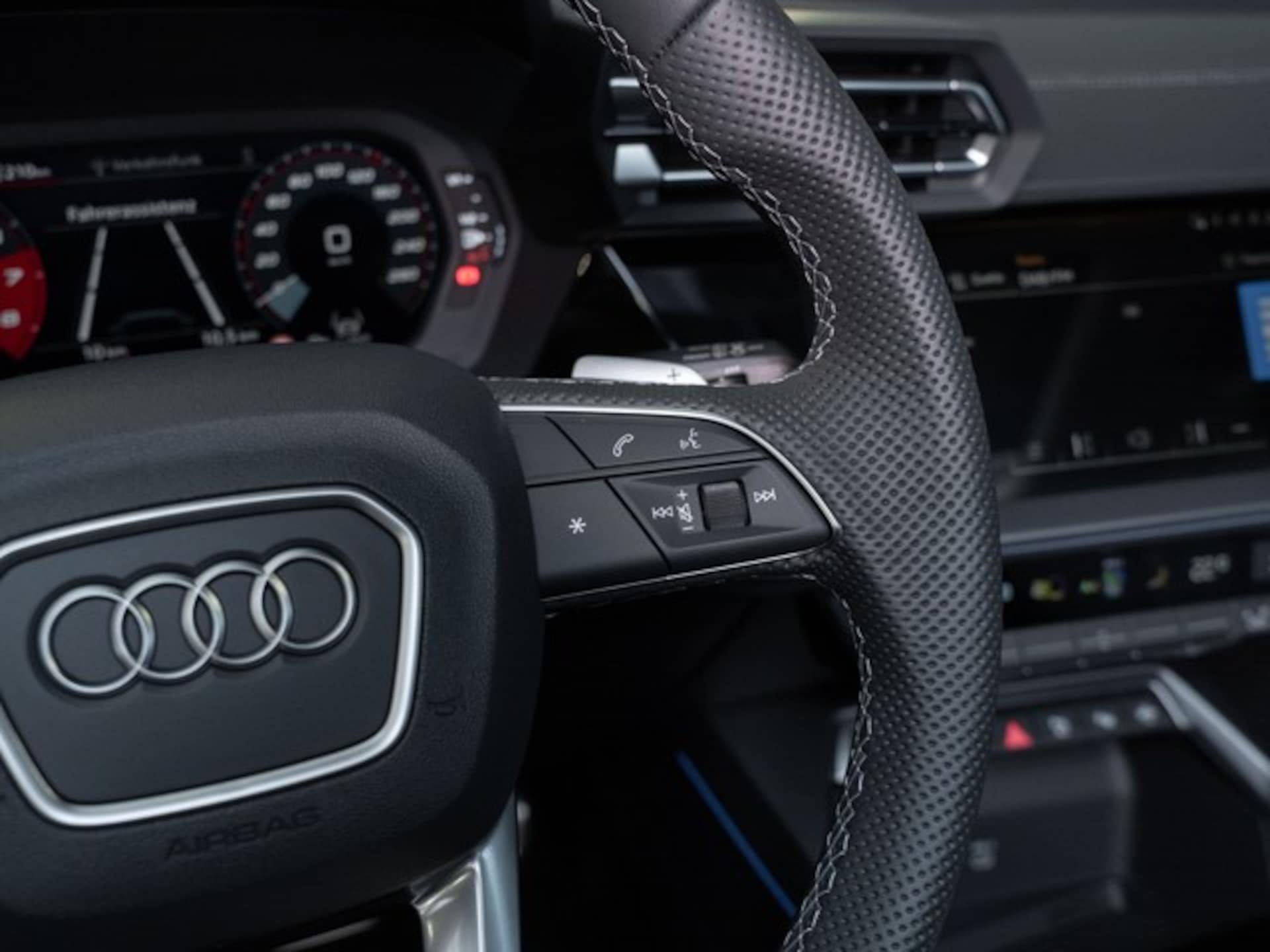 Audi A3 Sportback S line