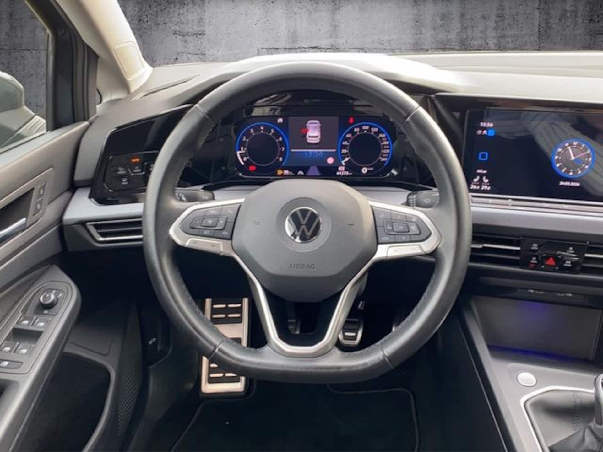 Volkswagen Golf Active