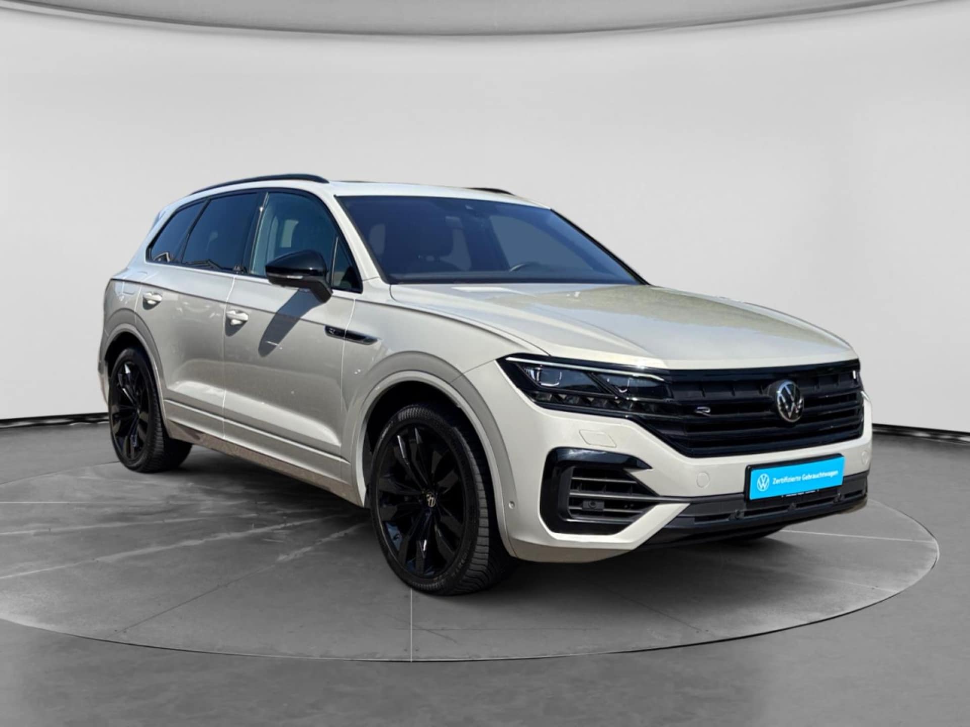 Volkswagen Touareg R