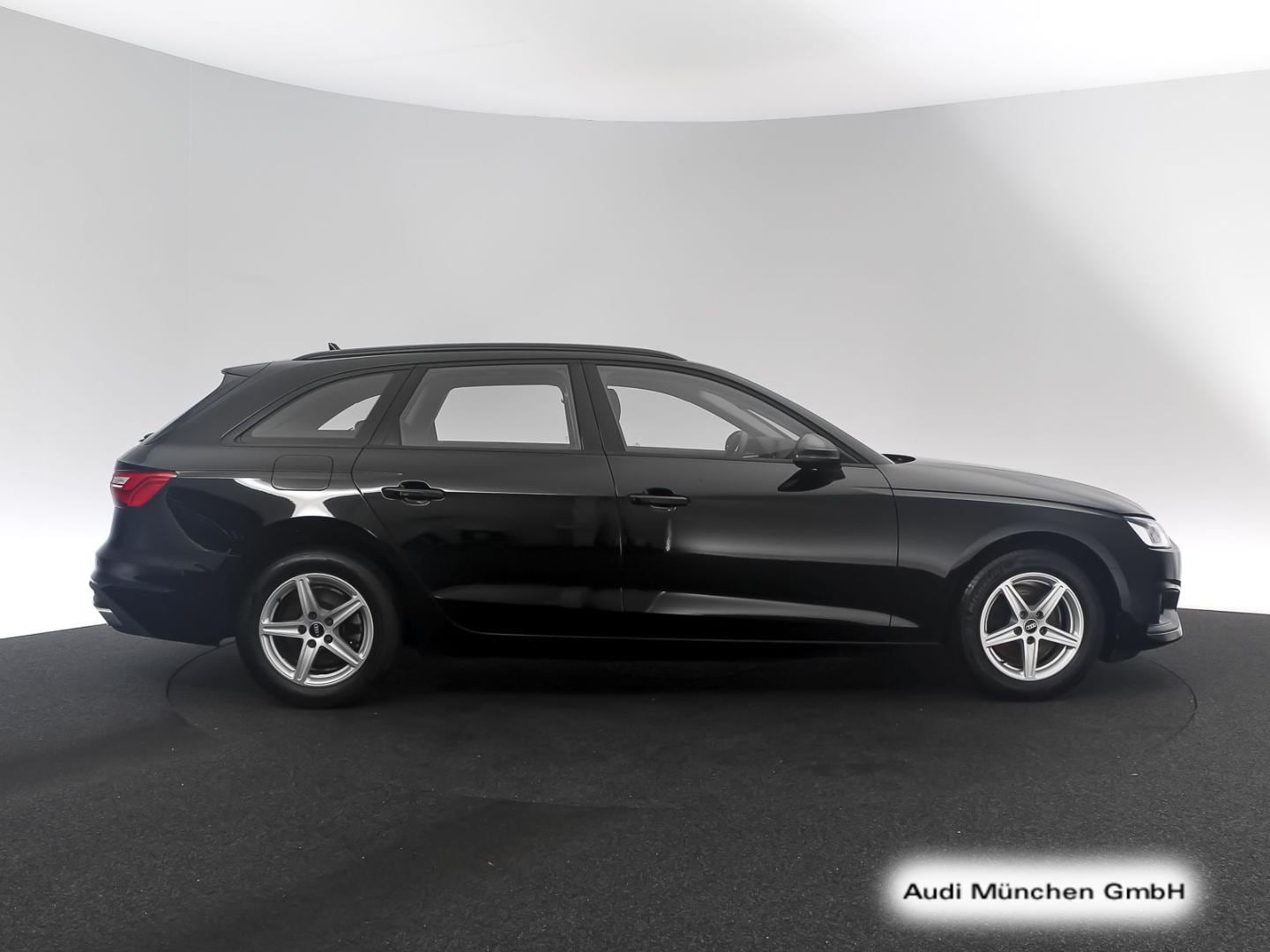 Bild über Audi A4 Avant 35 TFSI S tronic - für weitere Informationen kontaktieren Sie den Audi Partner