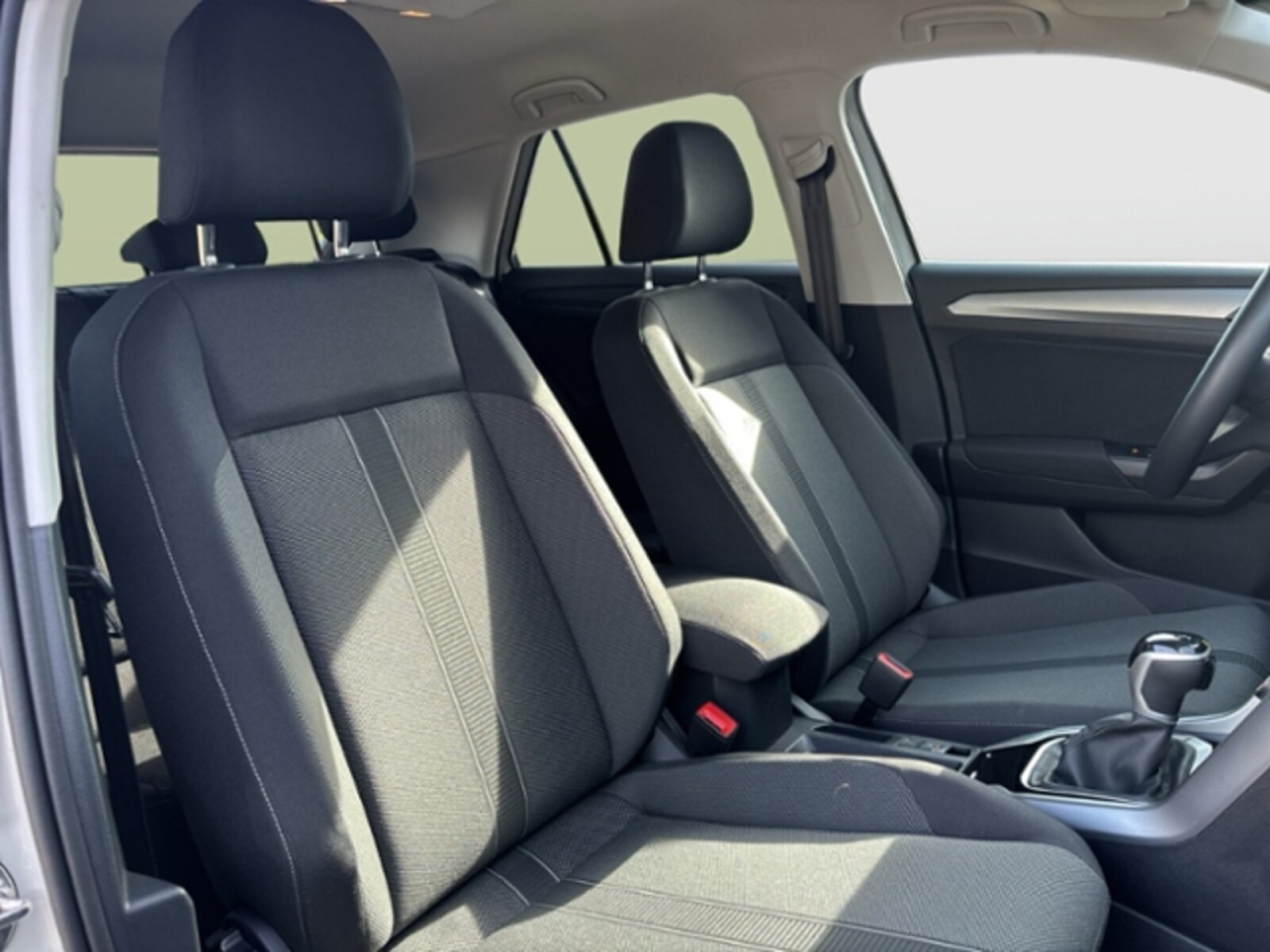 Volkswagen T-Roc – Bild 15