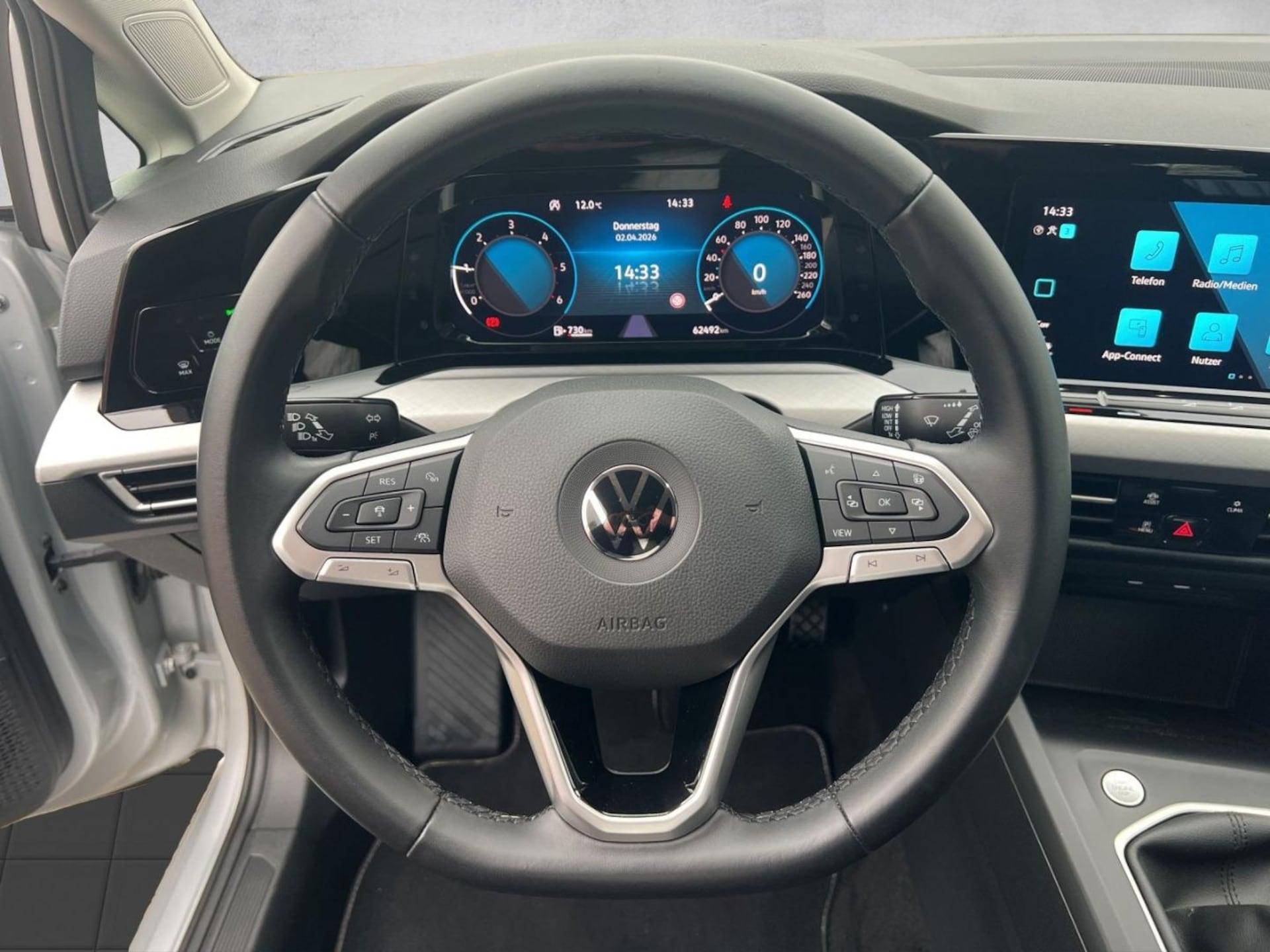 Volkswagen Golf Variant Life