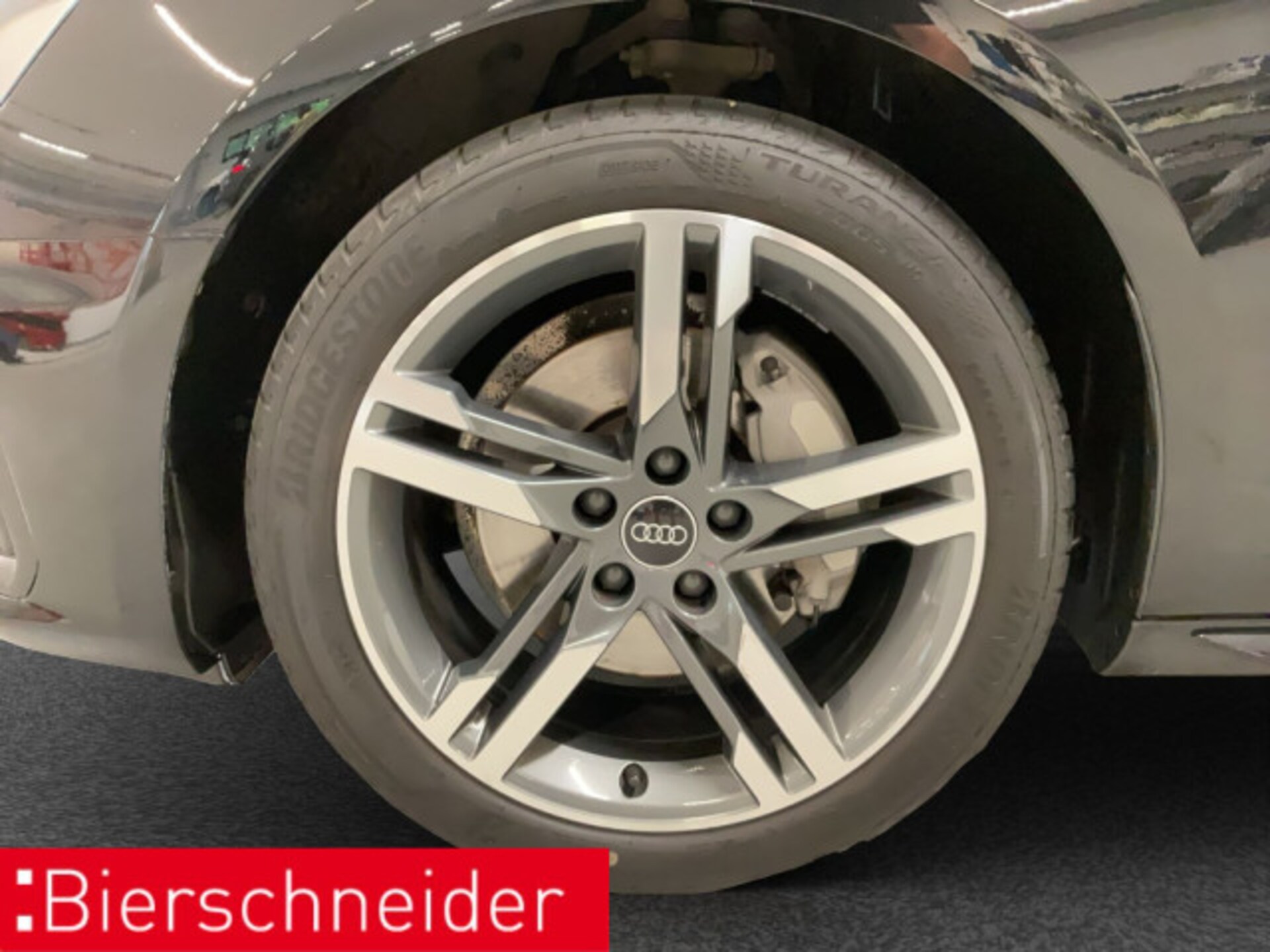 Audi A4 Avant S line