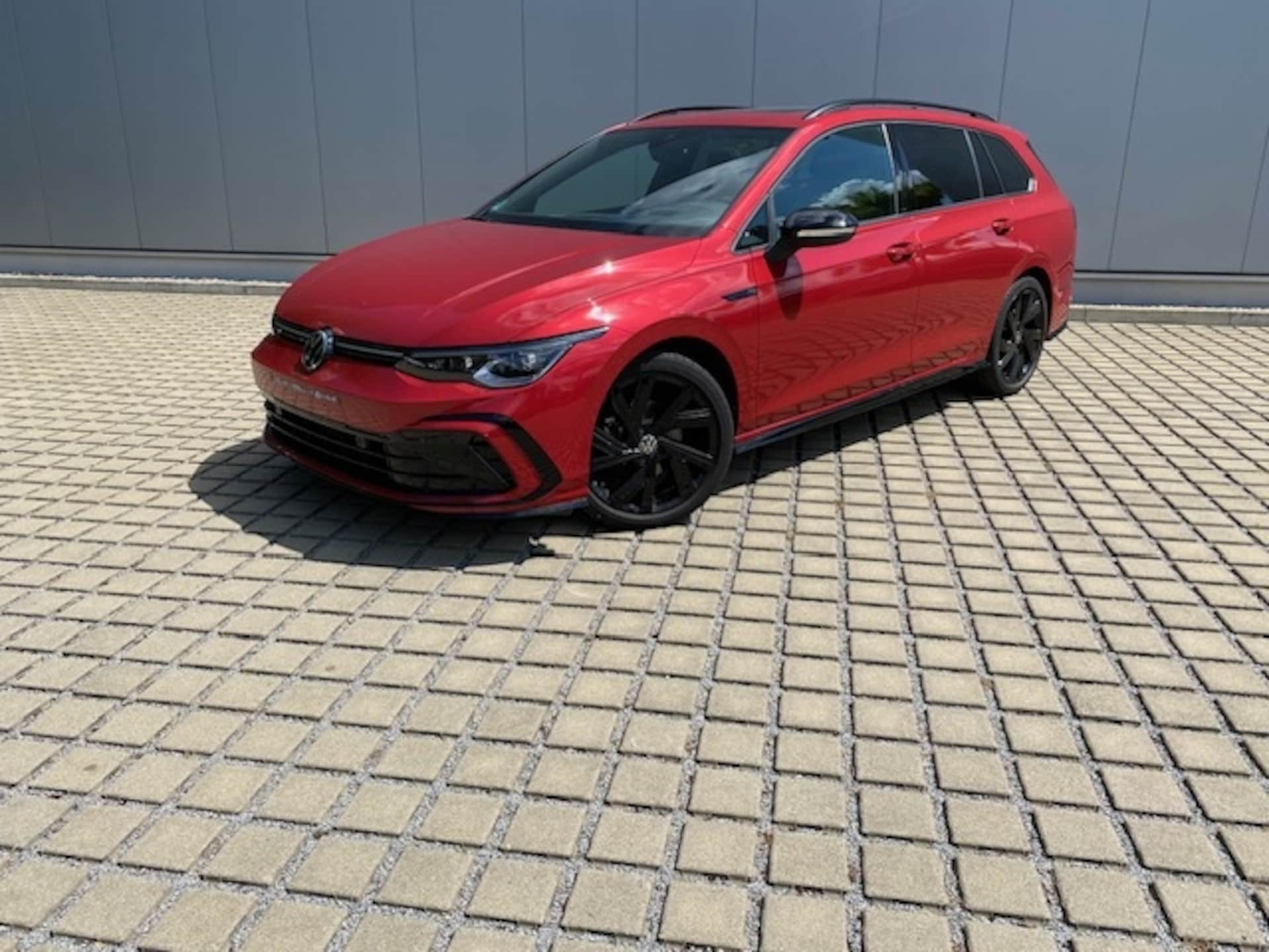 Volkswagen Golf Variant R-Line