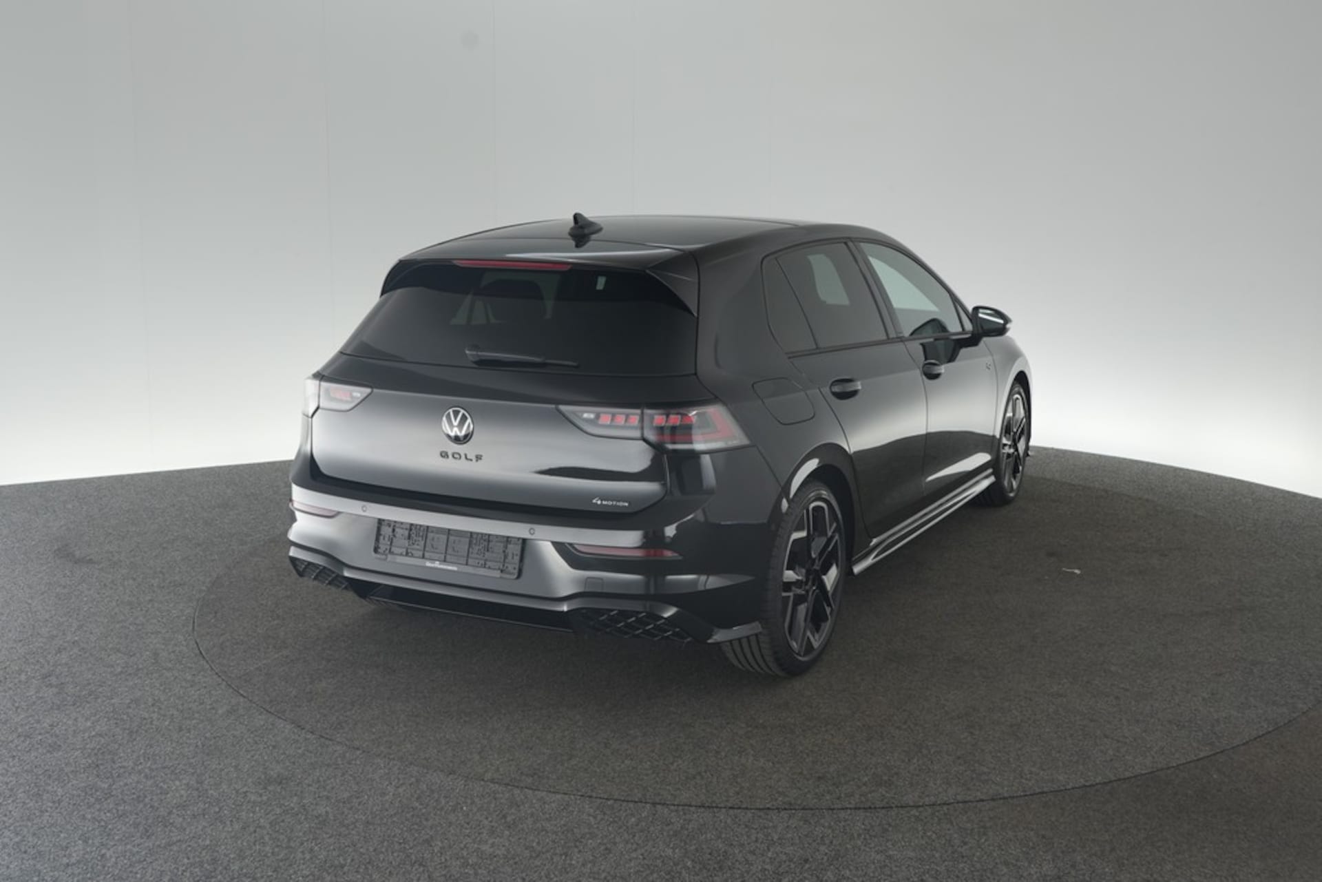 Volkswagen Golf R-Line