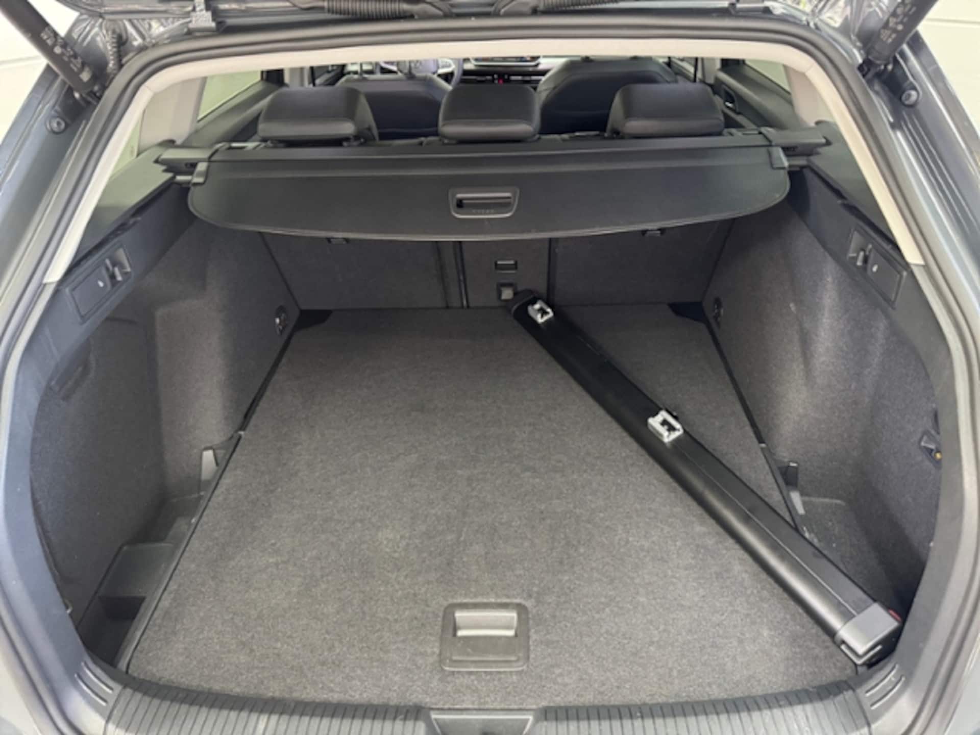 Volkswagen Golf Variant Style