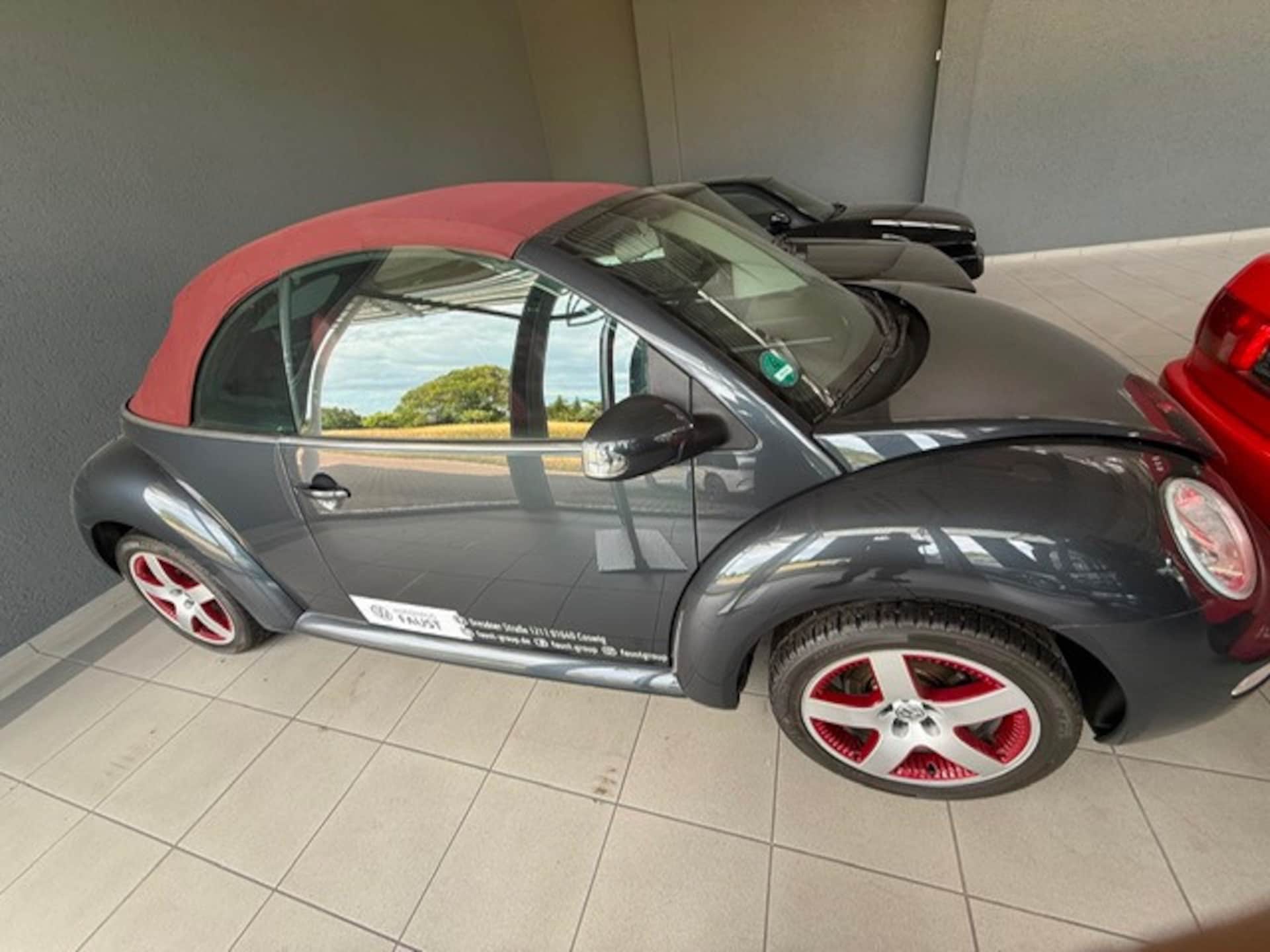Volkswagen Beetle Cabriolet
