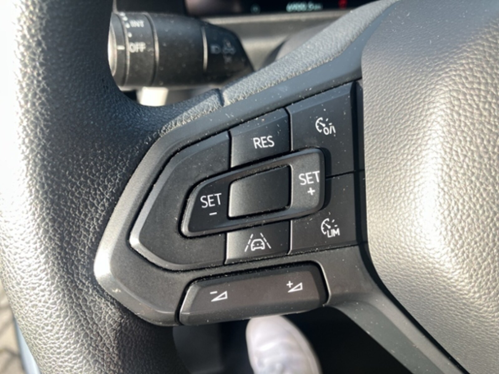 Volkswagen Transporter Kasten kurzer Radstand – Bild 14