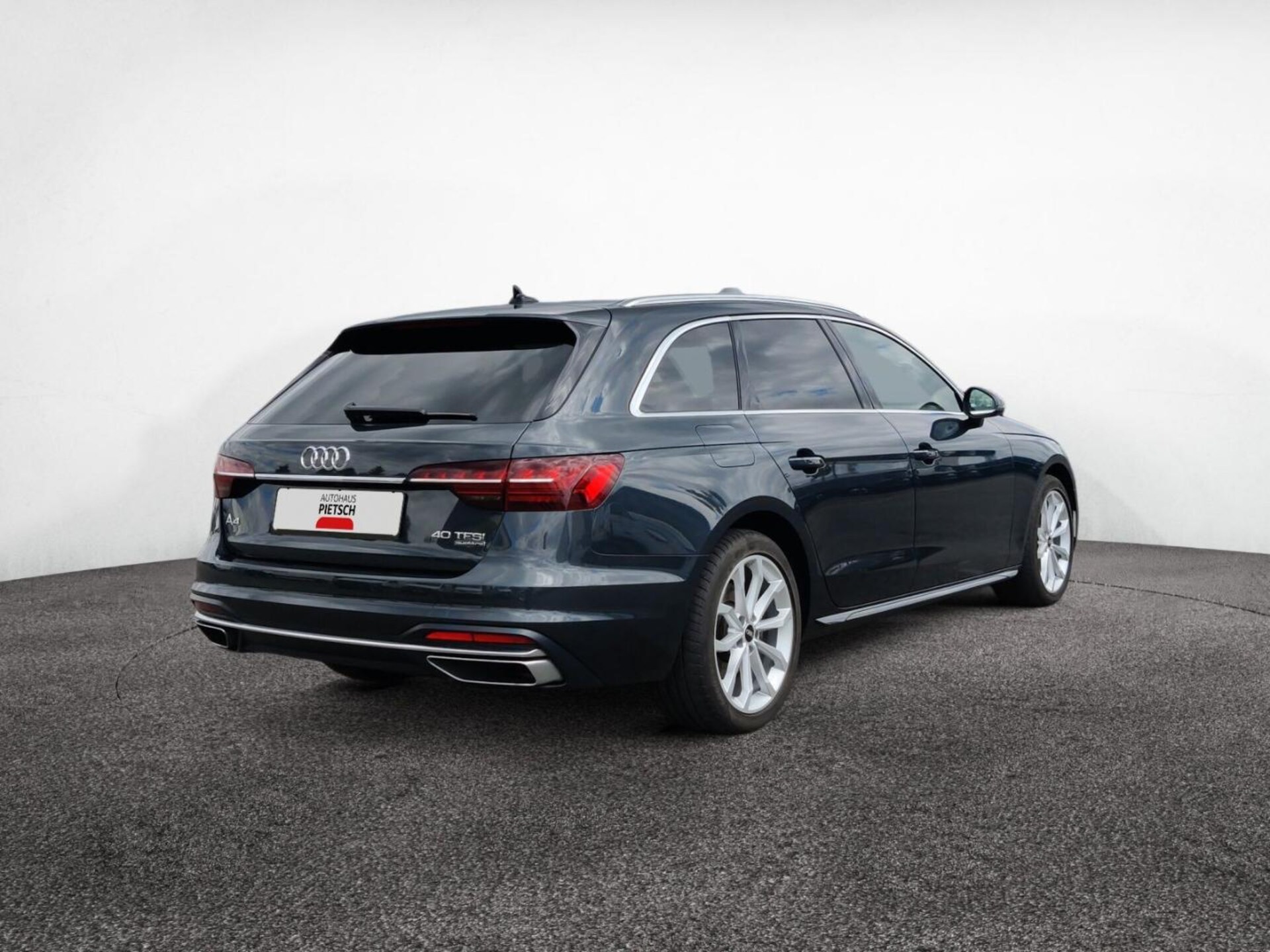 Audi A4 Avant Advanced
