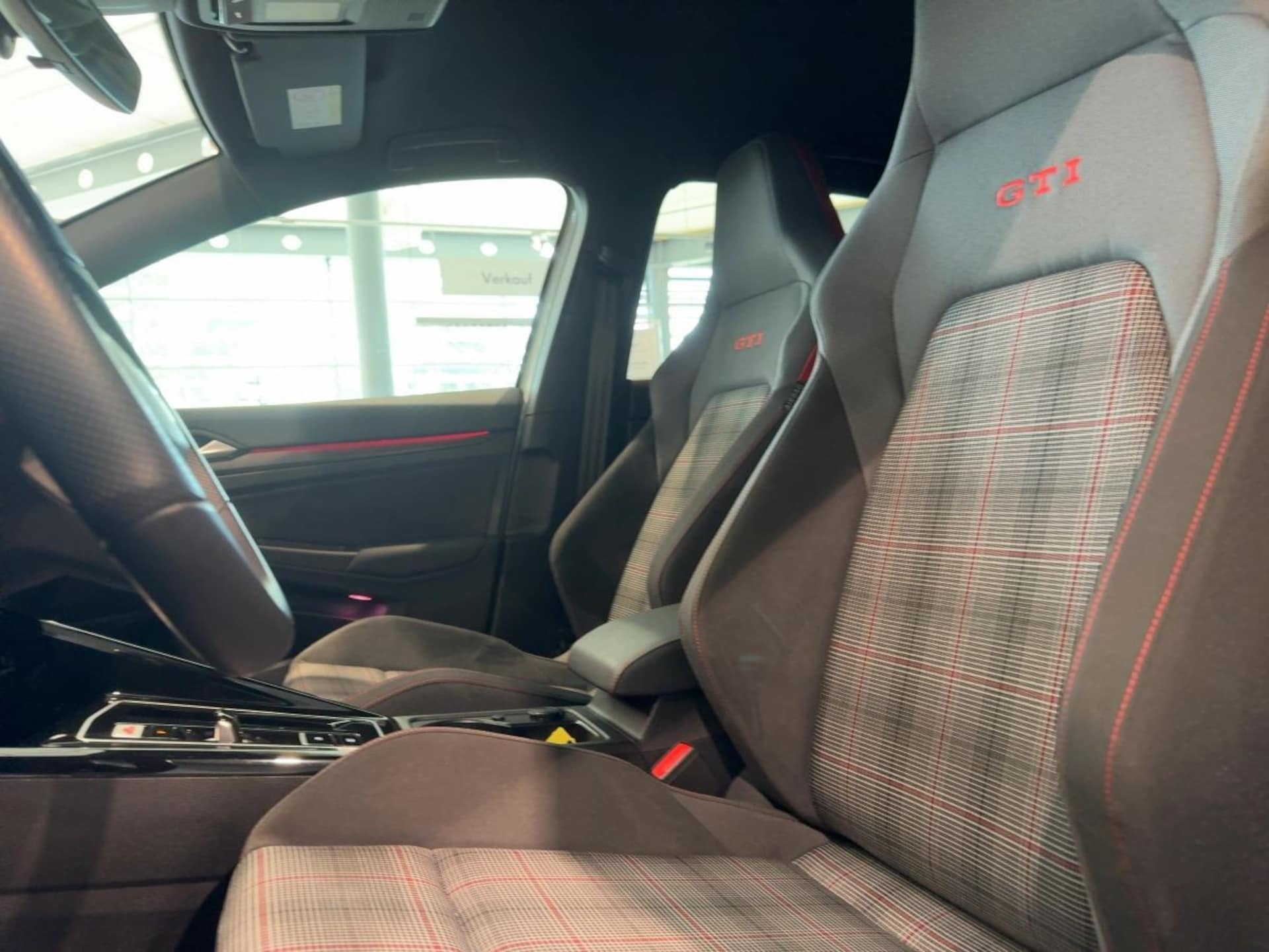 Volkswagen Golf GTI