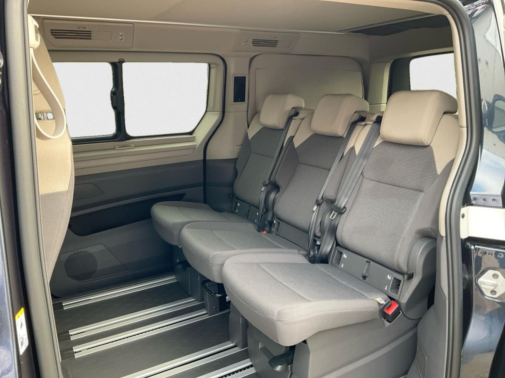Volkswagen California Beach Camper