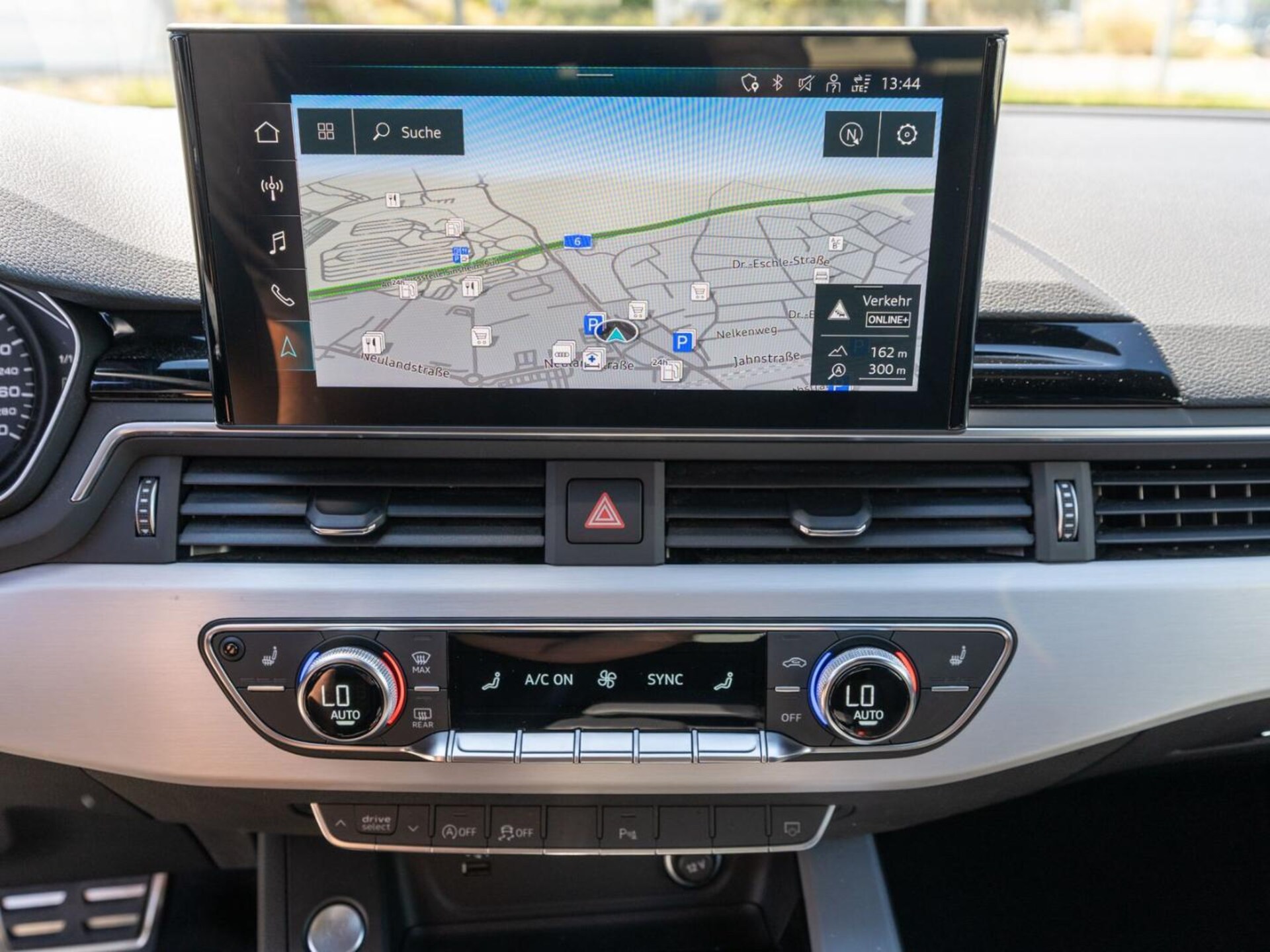 Audi A4 Avant S line