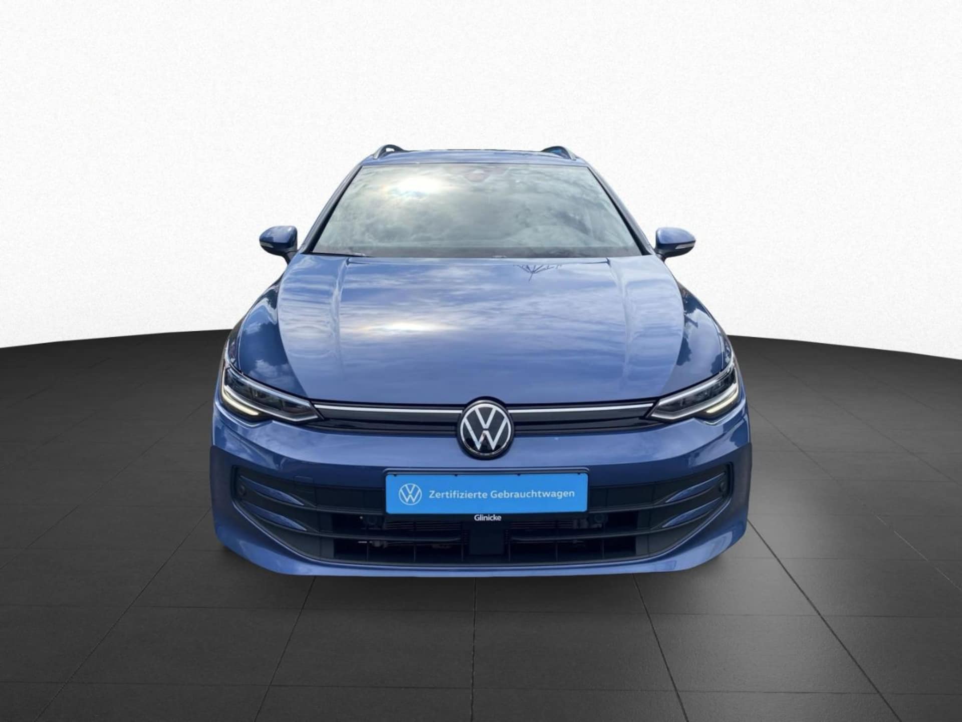 Volkswagen Golf Variant Life