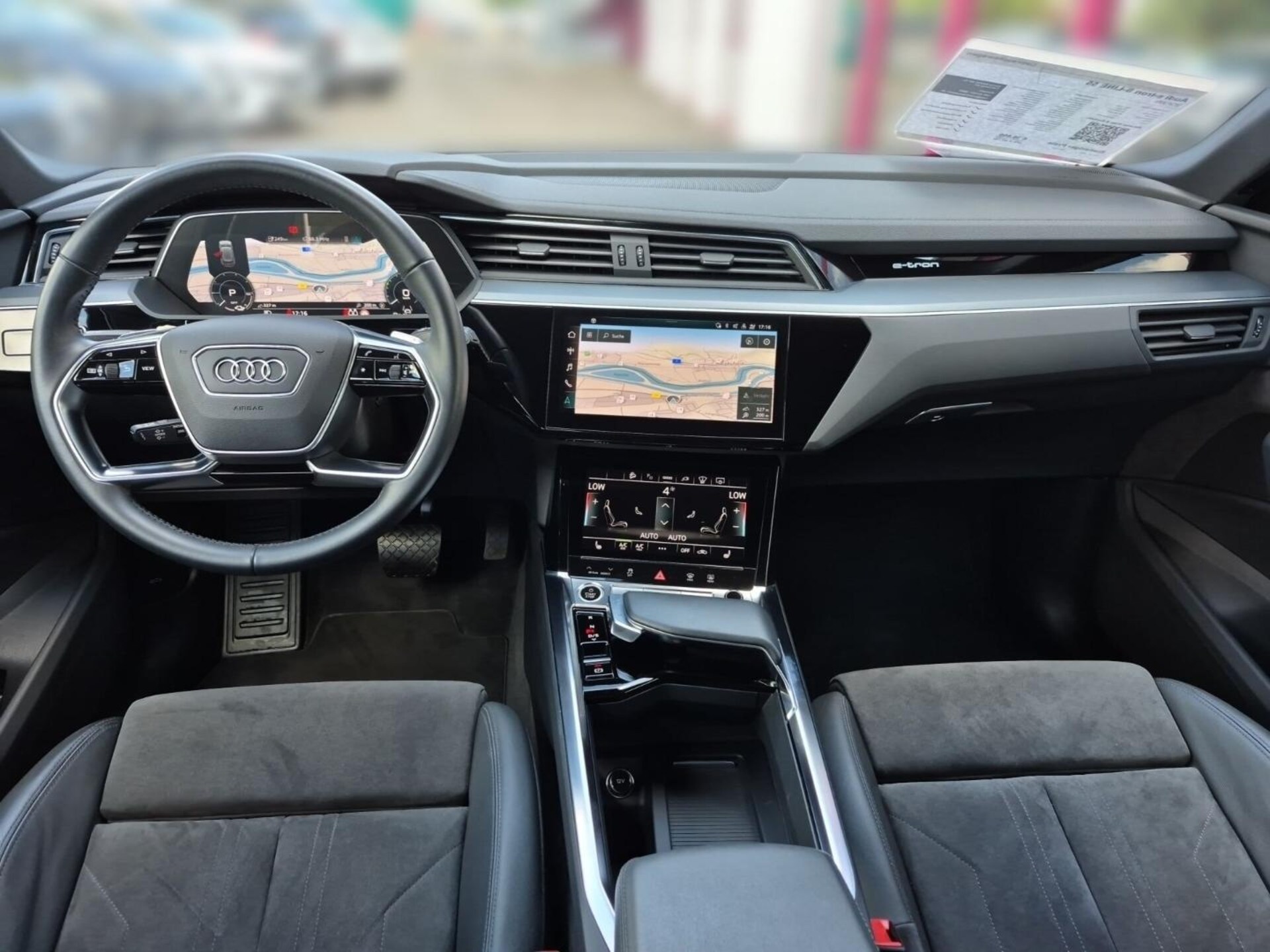 Audi e-tron S line