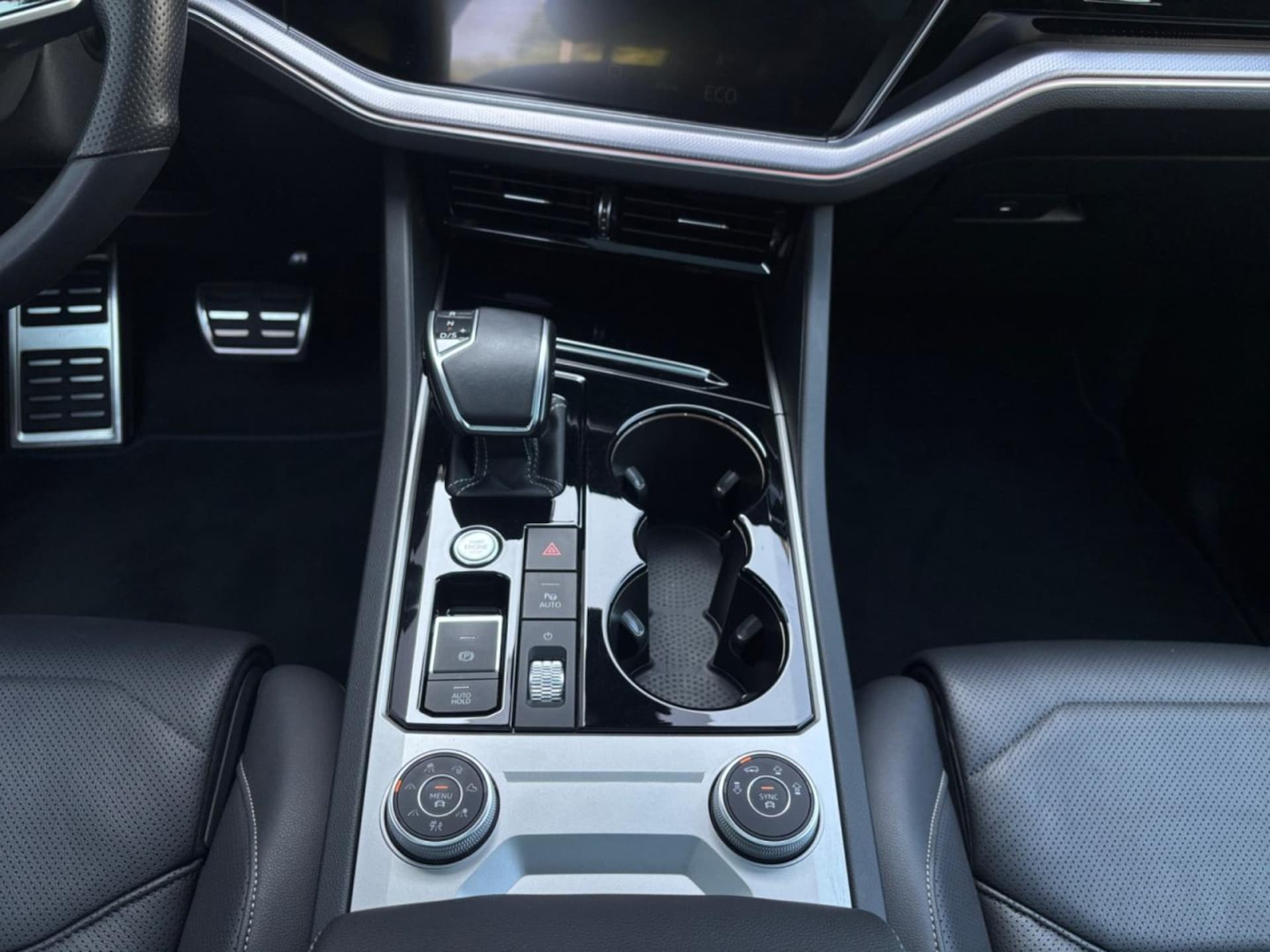 Volkswagen Touareg R