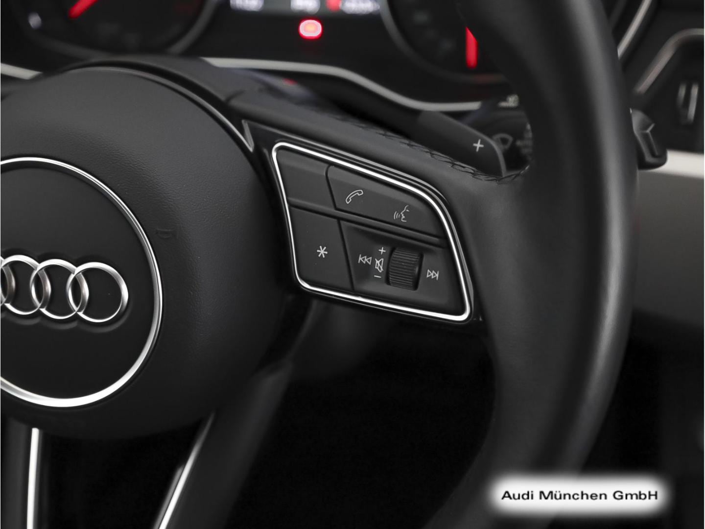 Bild über Audi A4 Avant 35 TFSI S tronic - für weitere Informationen kontaktieren Sie den Audi Partner