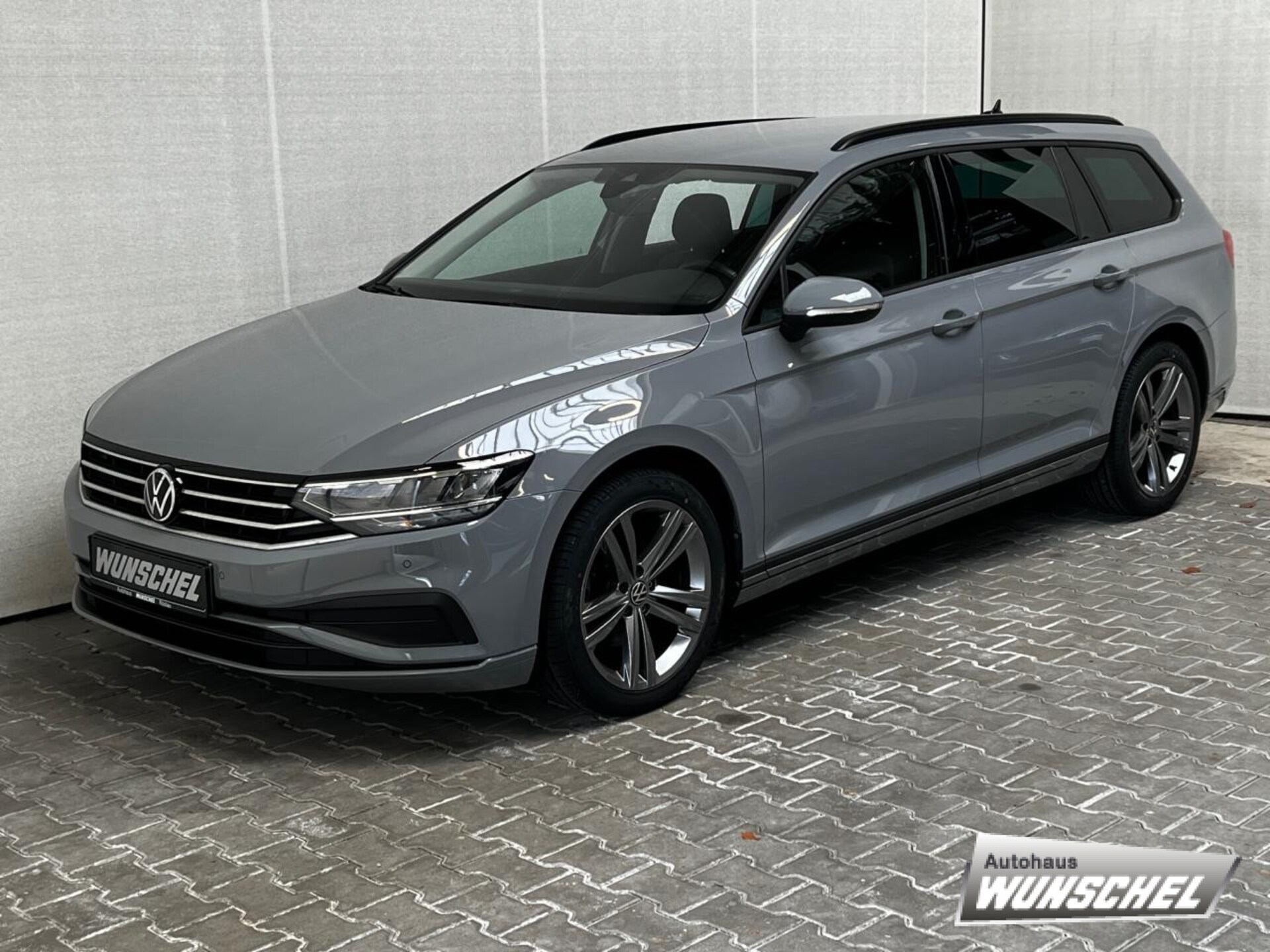 Volkswagen Passat Variant Basis-Modell