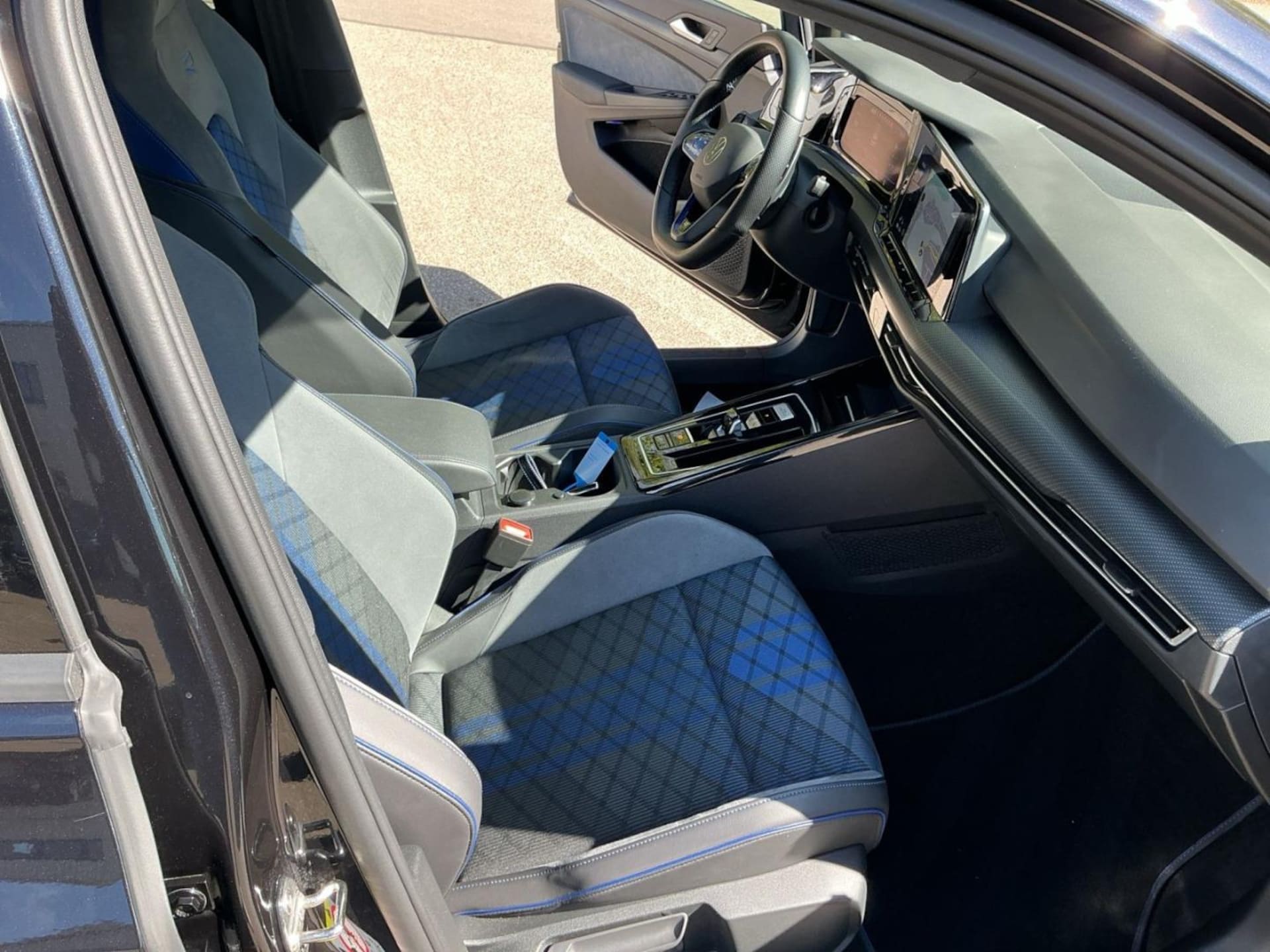 Volkswagen Golf R