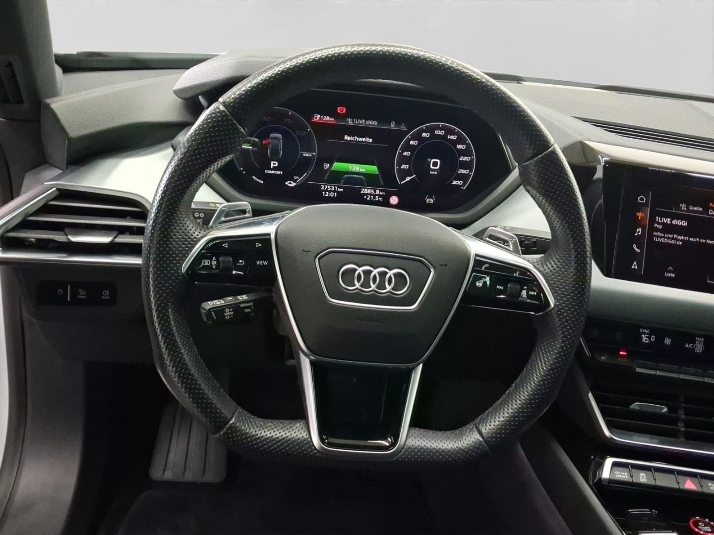 Bild über Audi e-tron GT e-tron quattro - für weitere Informationen kontaktieren Sie den Audi Partner