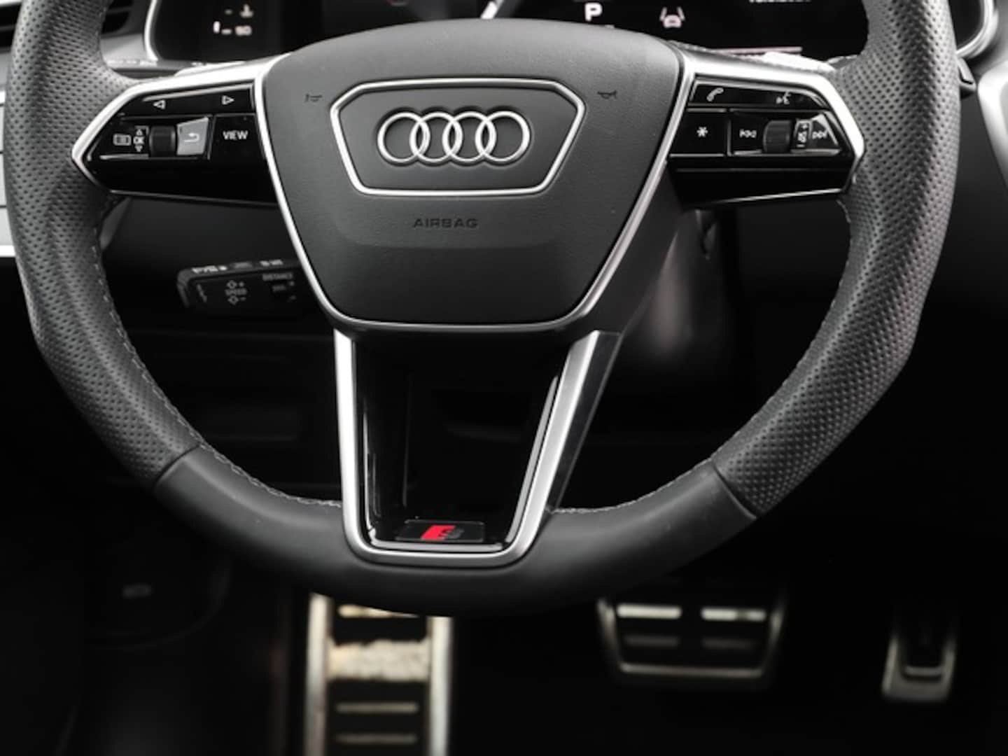 Bild über Audi S6 Avant TDI quattro tiptronic - für weitere Informationen kontaktieren Sie den Audi Partner