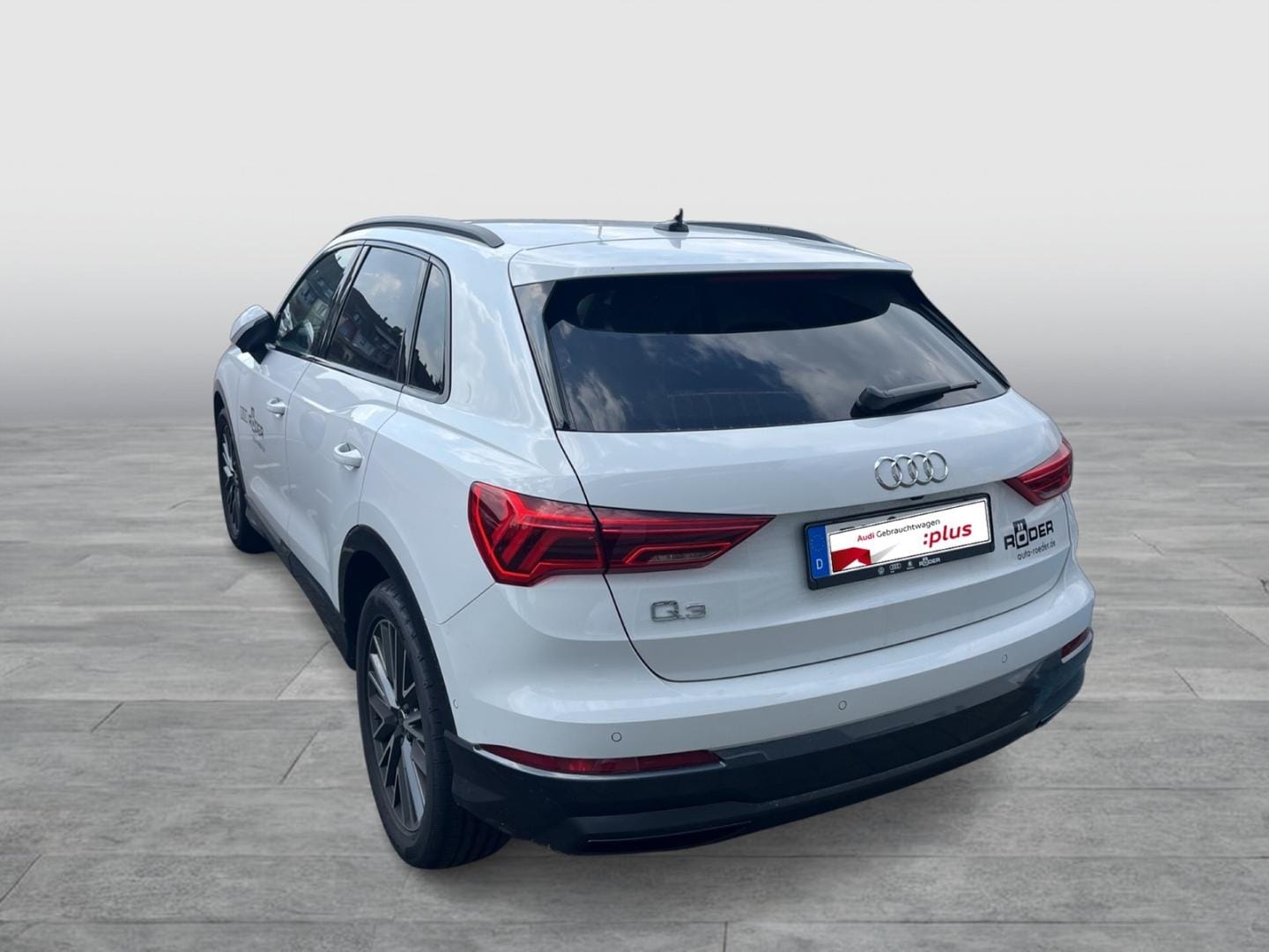 Bild über Audi Q3 TFSI 110 kW S tronic - für weitere Informationen kontaktieren Sie den Audi Partner