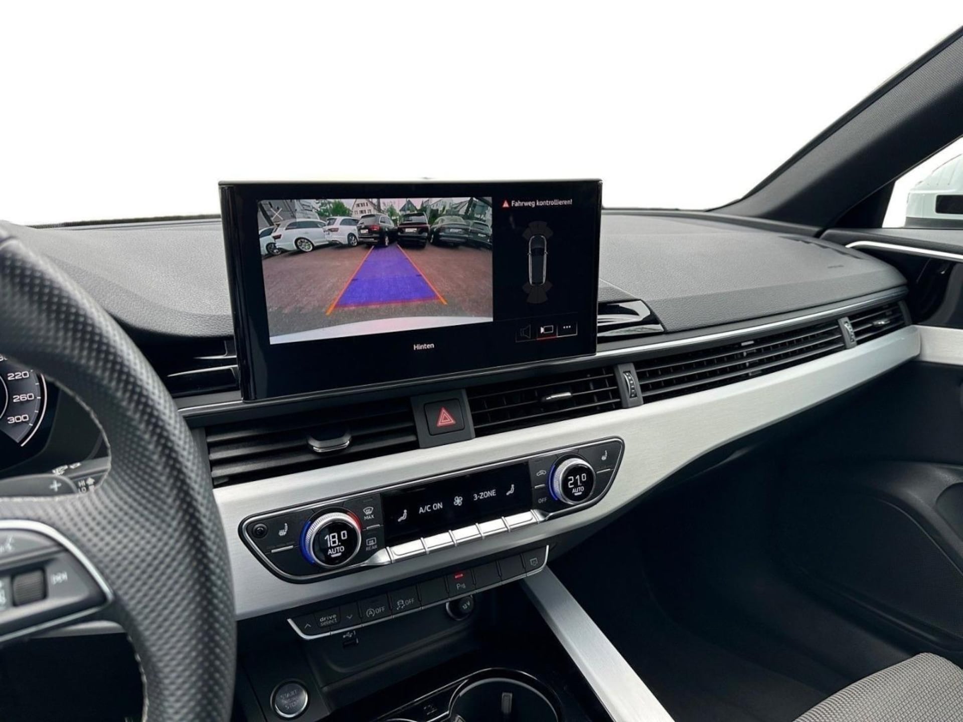 Audi A4 Avant S line