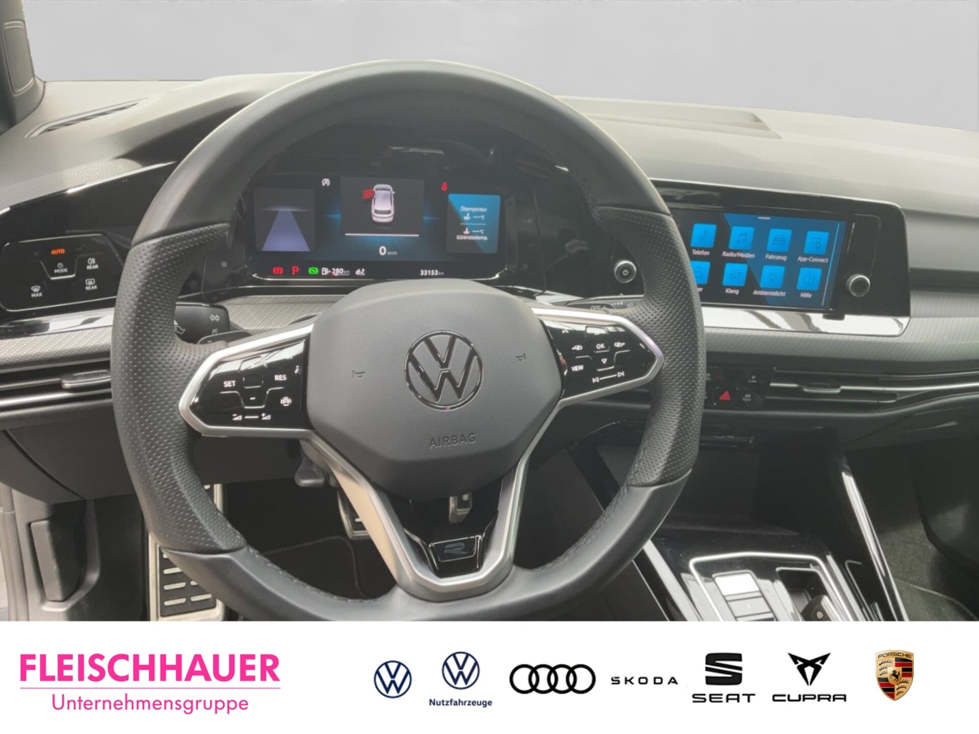 Volkswagen Golf R-Line