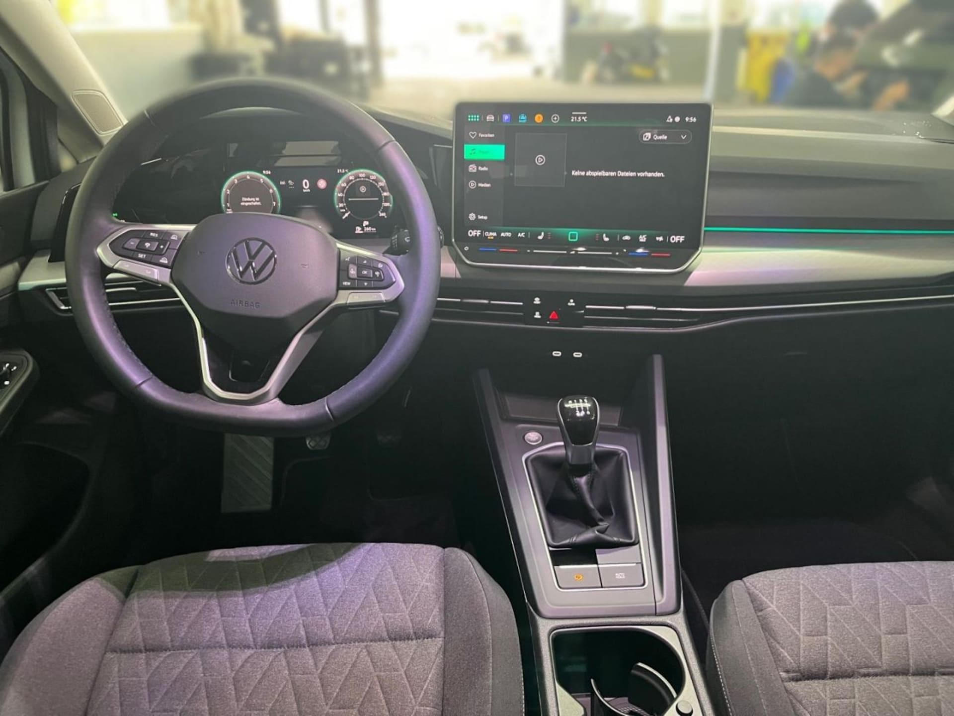 Volkswagen Golf Life