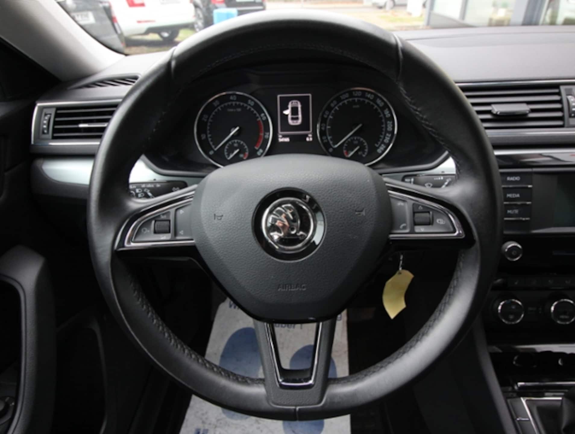 Skoda Superb Combi Ambition