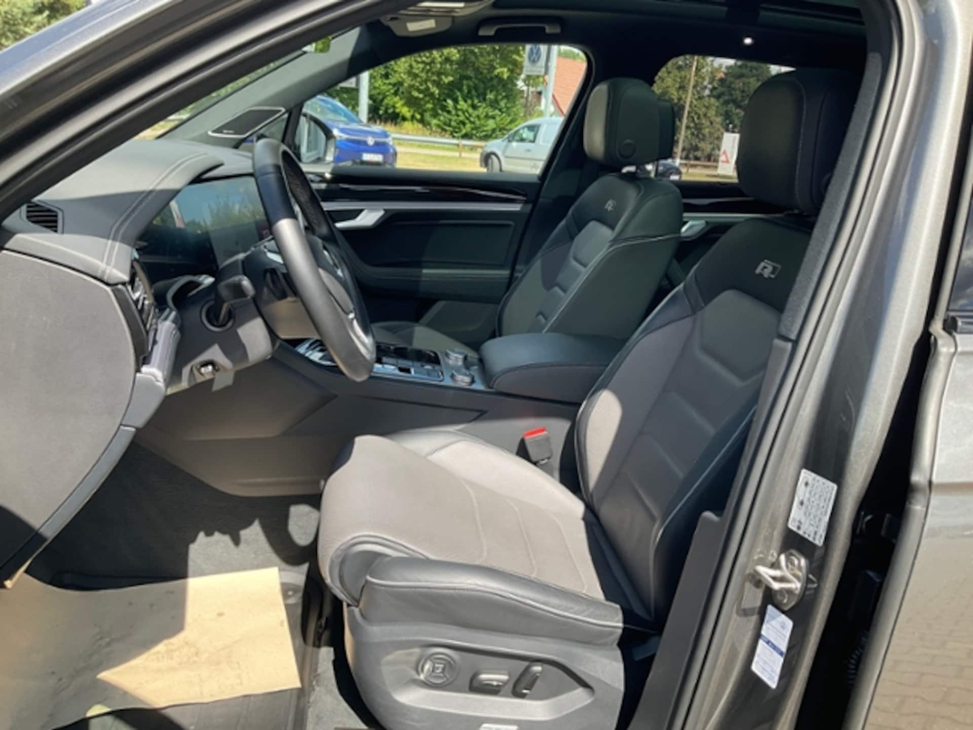 Volkswagen Touareg Basis-Modell