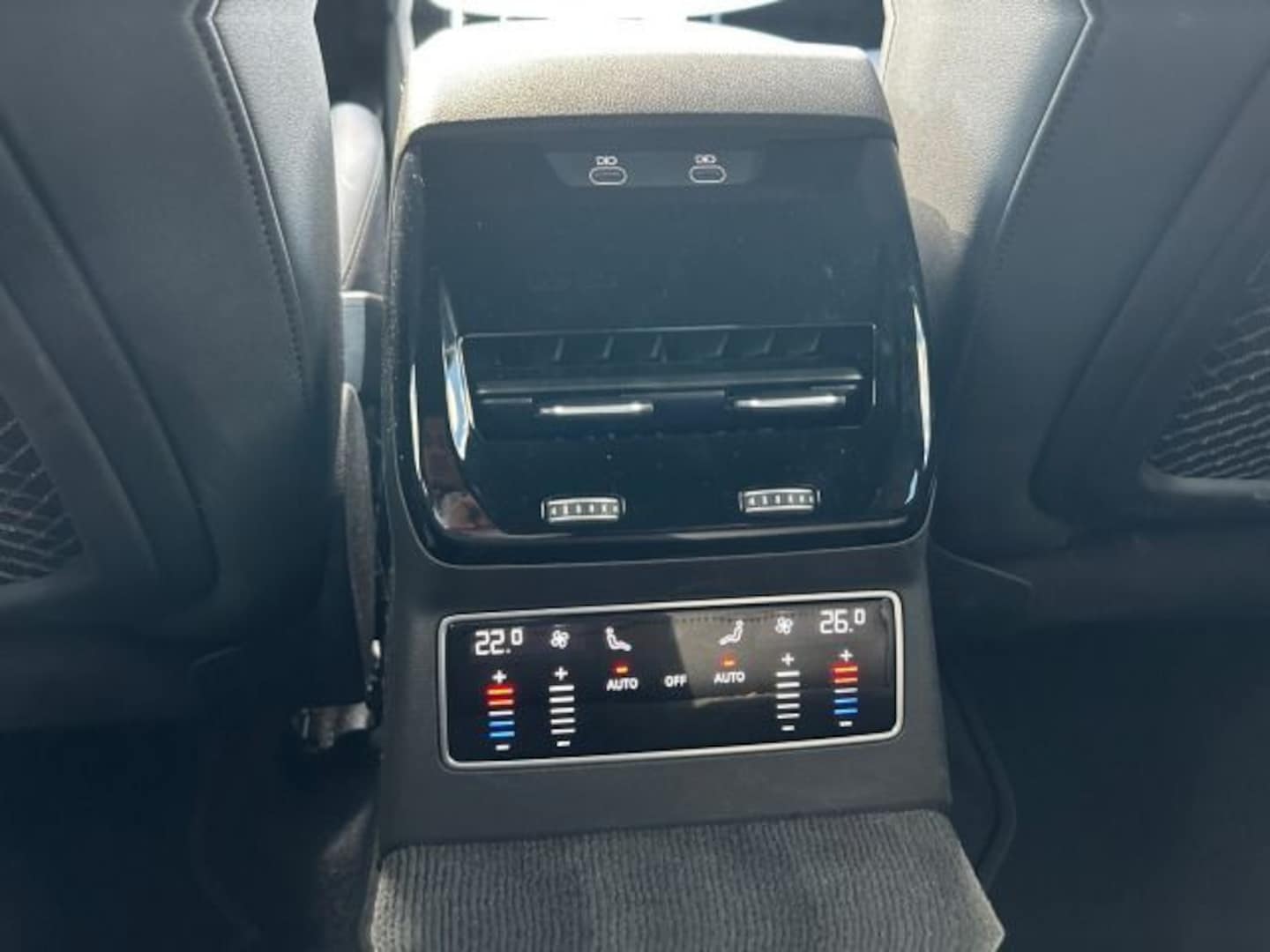 Bild über Audi A6 Limousine TDI quattro 150 kW S tronic - für weitere Informationen kontaktieren Sie den Audi Partner