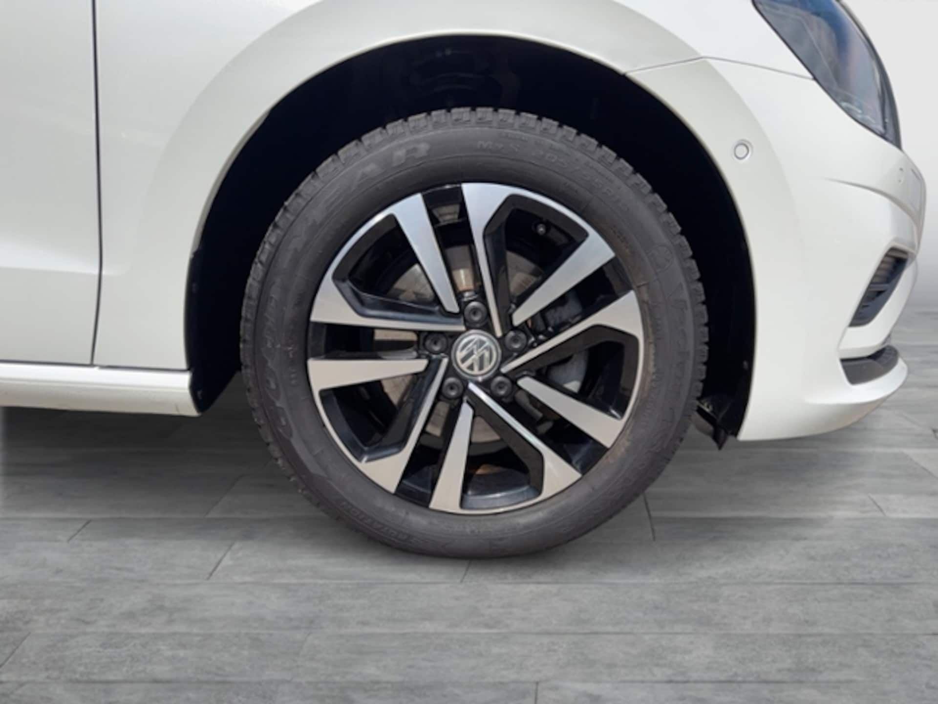 Volkswagen Golf Sportsvan IQ.DRIVE