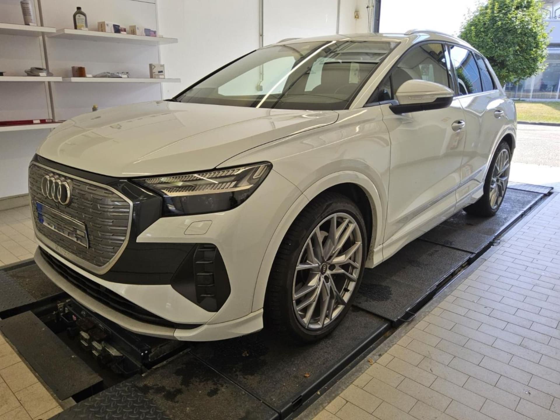 Audi Q4 e-tron