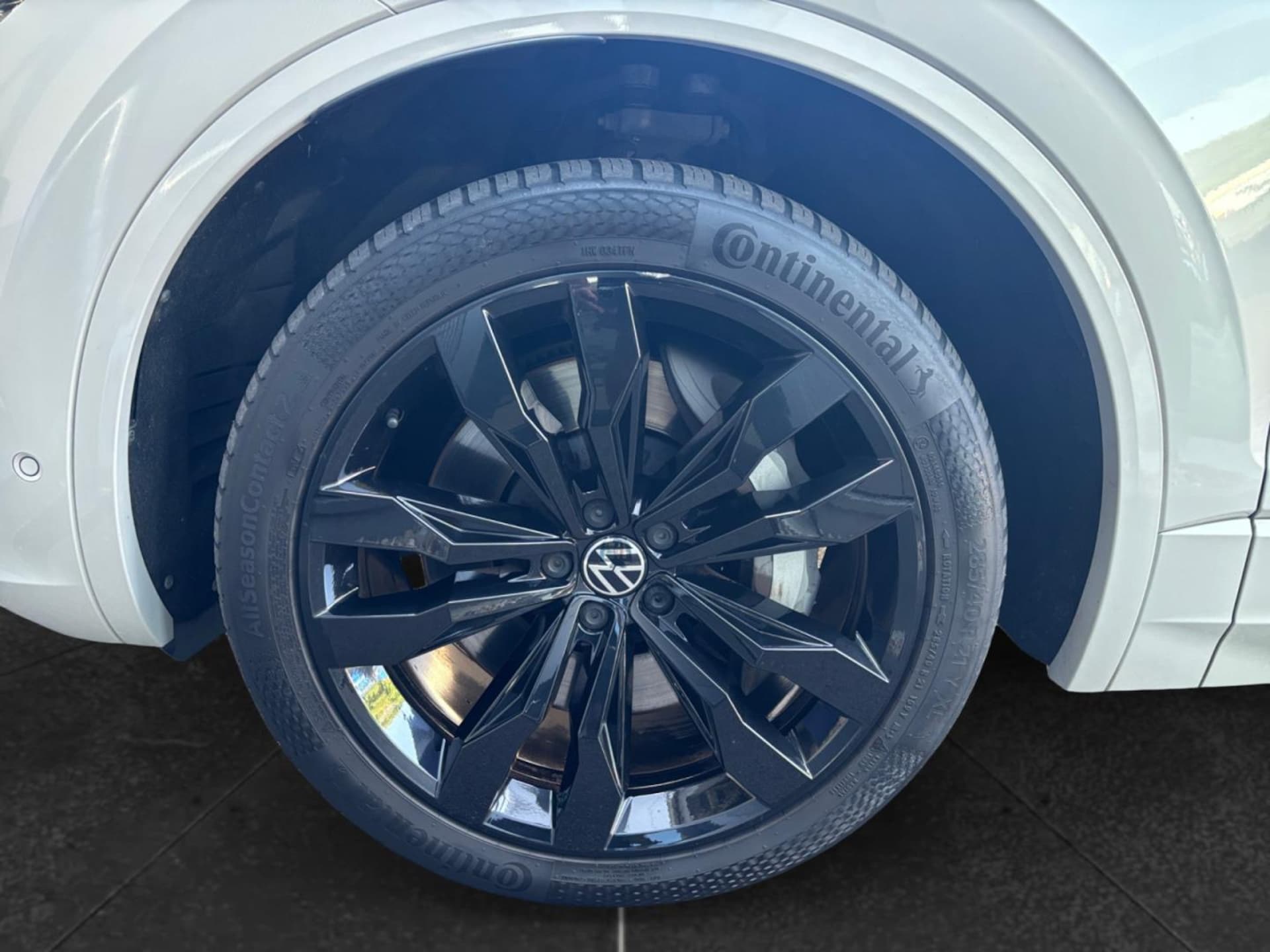 Volkswagen Touareg R